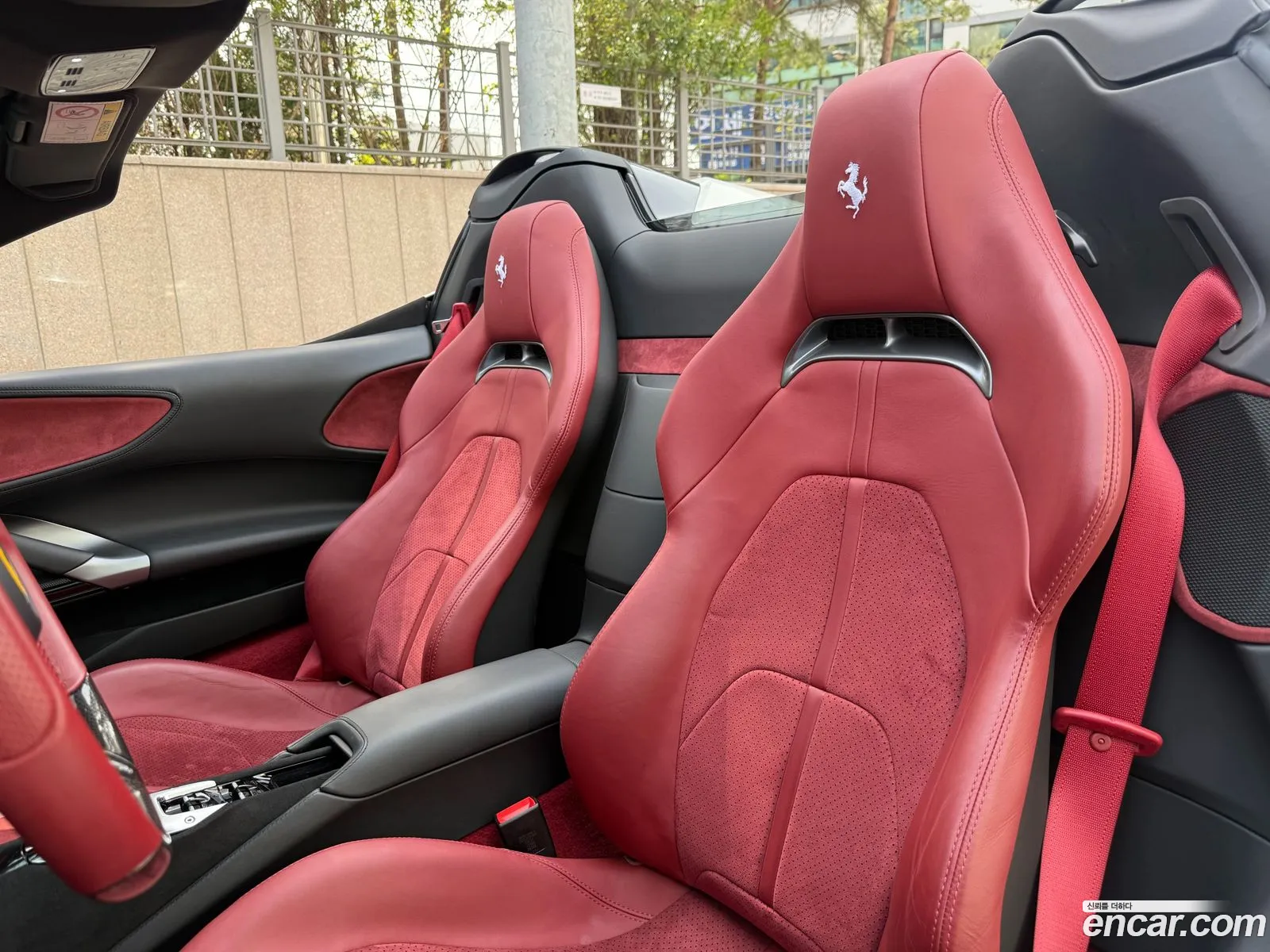 Ferrari SF90 Spider 2023 — 10