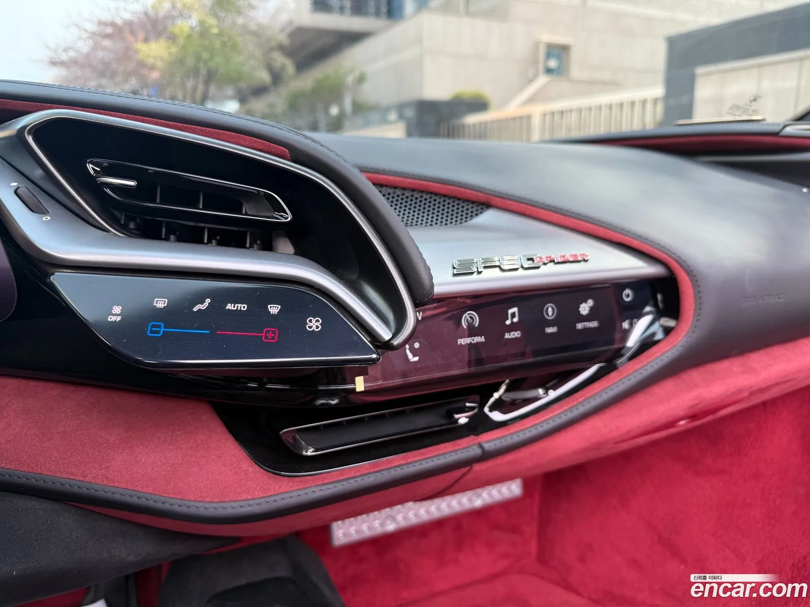 Ferrari SF90 Spider 2023 — 13