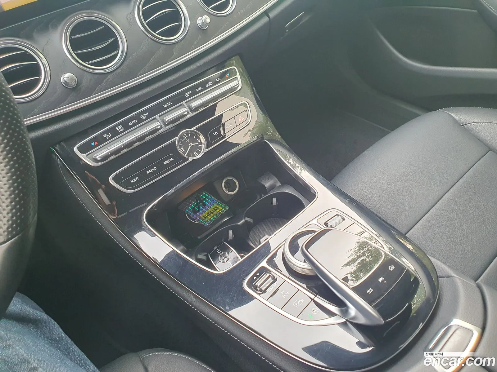 Mercedes-Benz E-Class W213 2016 — 11