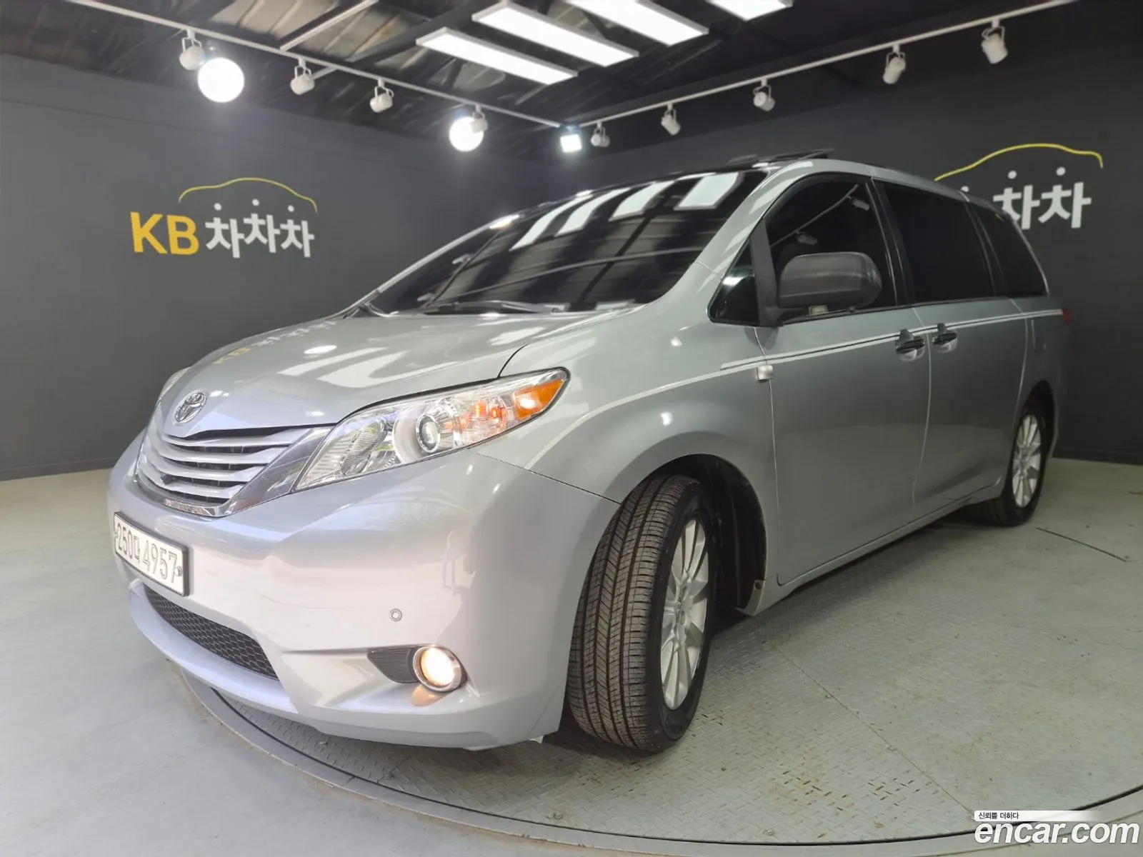 Toyota Sienna 2014 — 18