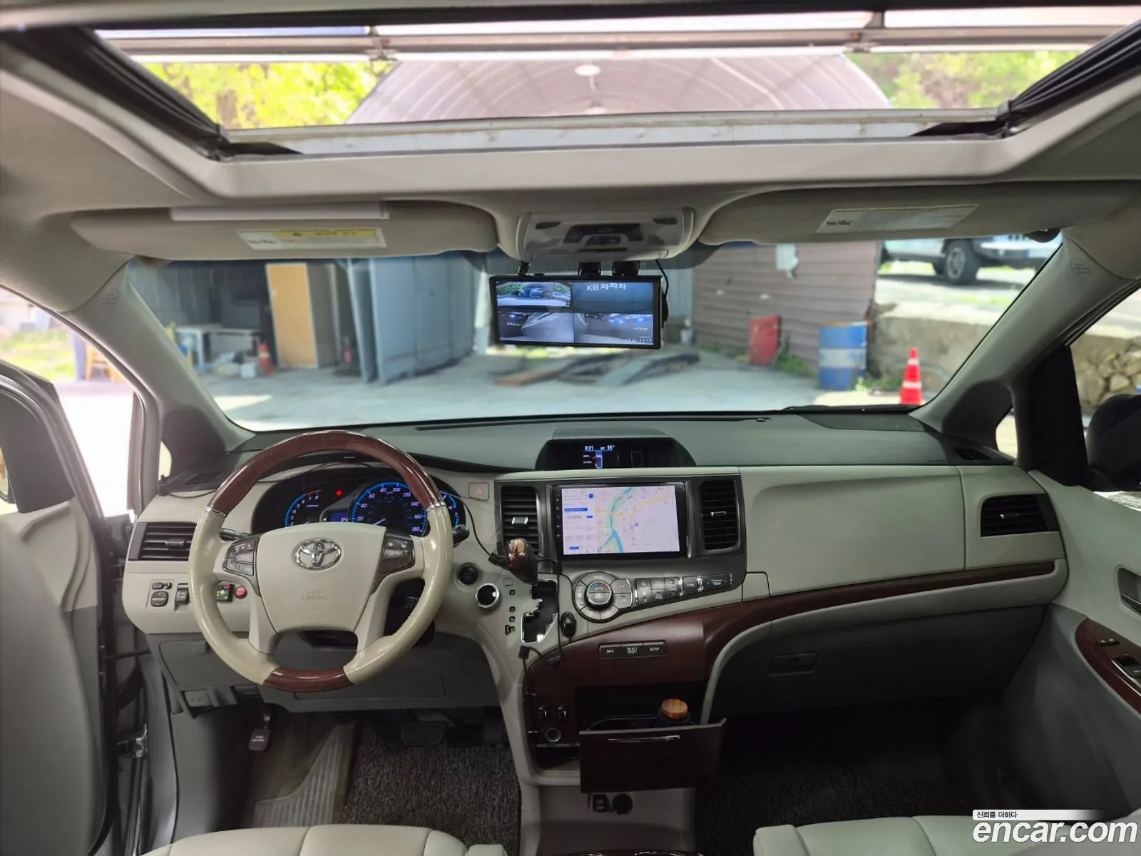 Toyota Sienna 2014 — 13