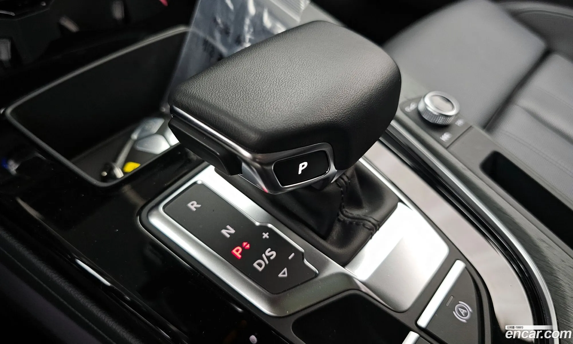 Audi A4 2023 WAUZZZF4XPA040857 — 26