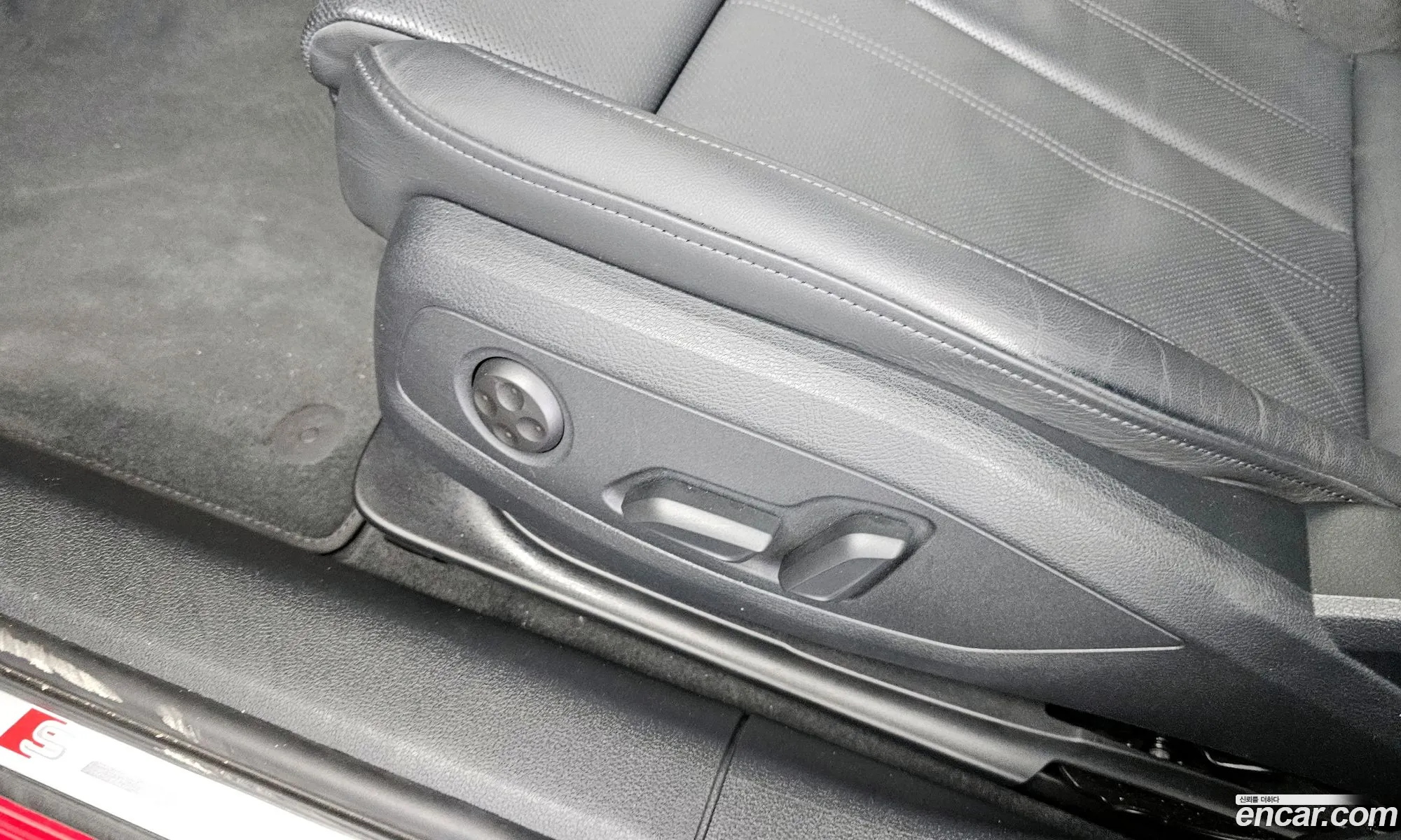 Audi A4 2023 WAUZZZF4XPA040857 — 11