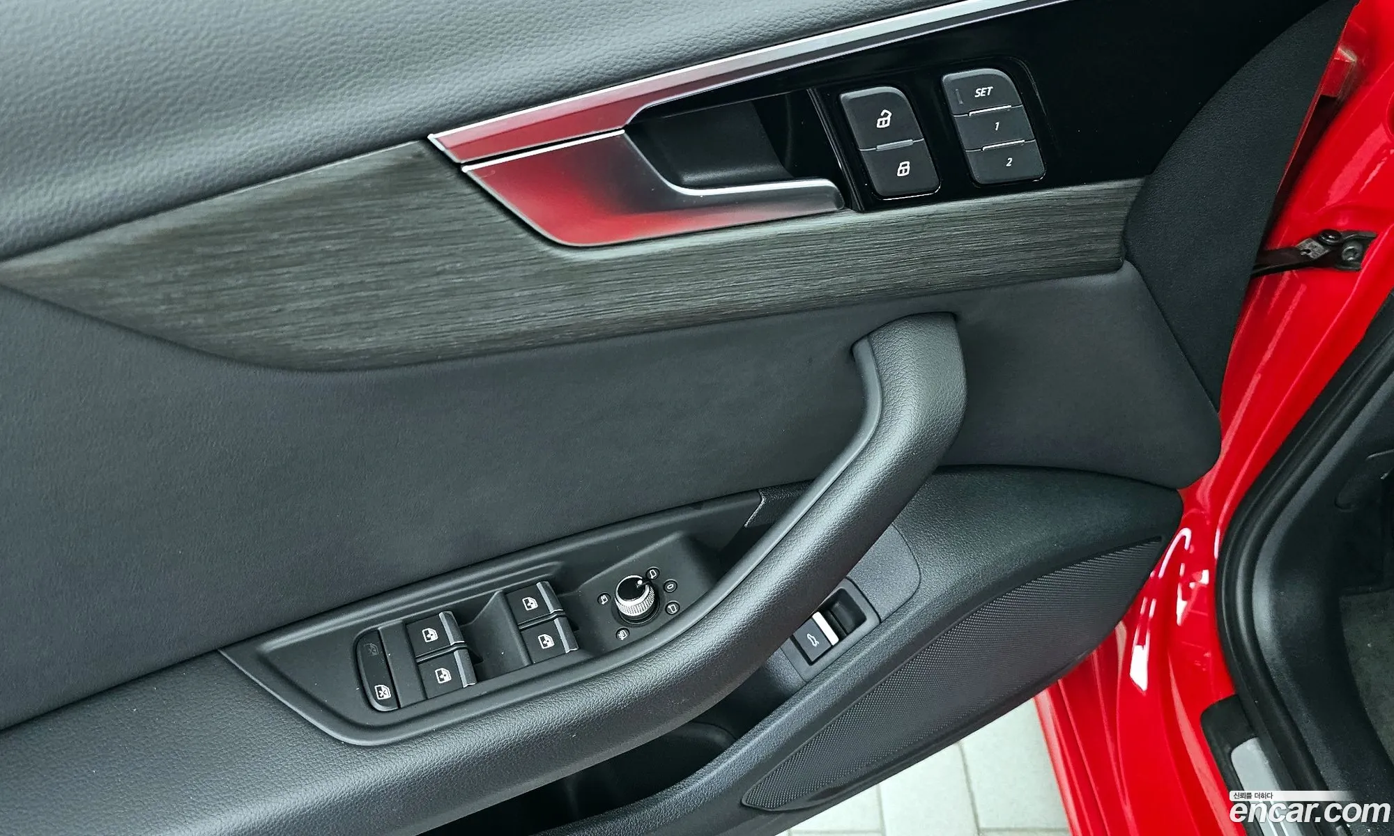 Audi A4 2023 WAUZZZF4XPA040857 — 24