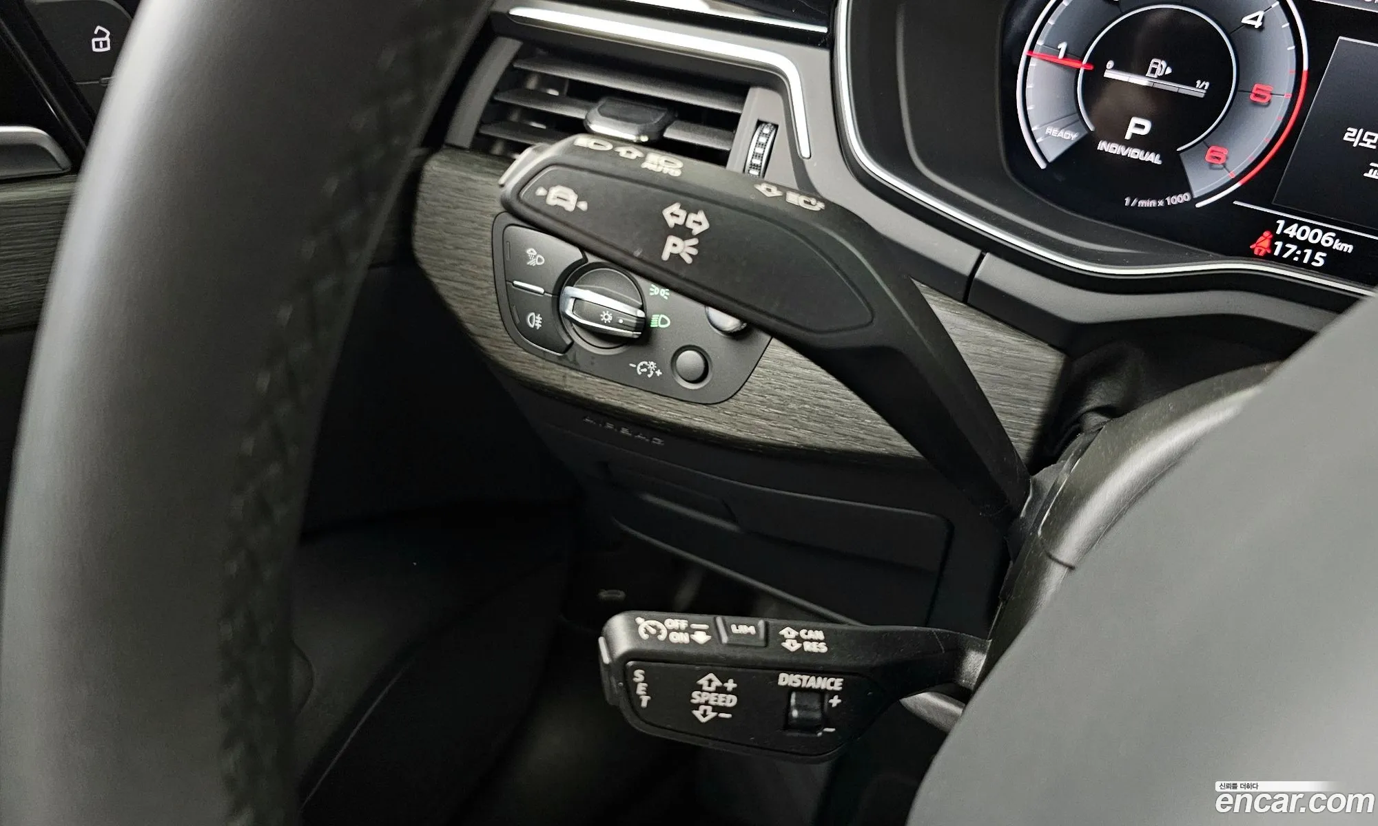 Audi A4 2023 WAUZZZF4XPA040857 — 10