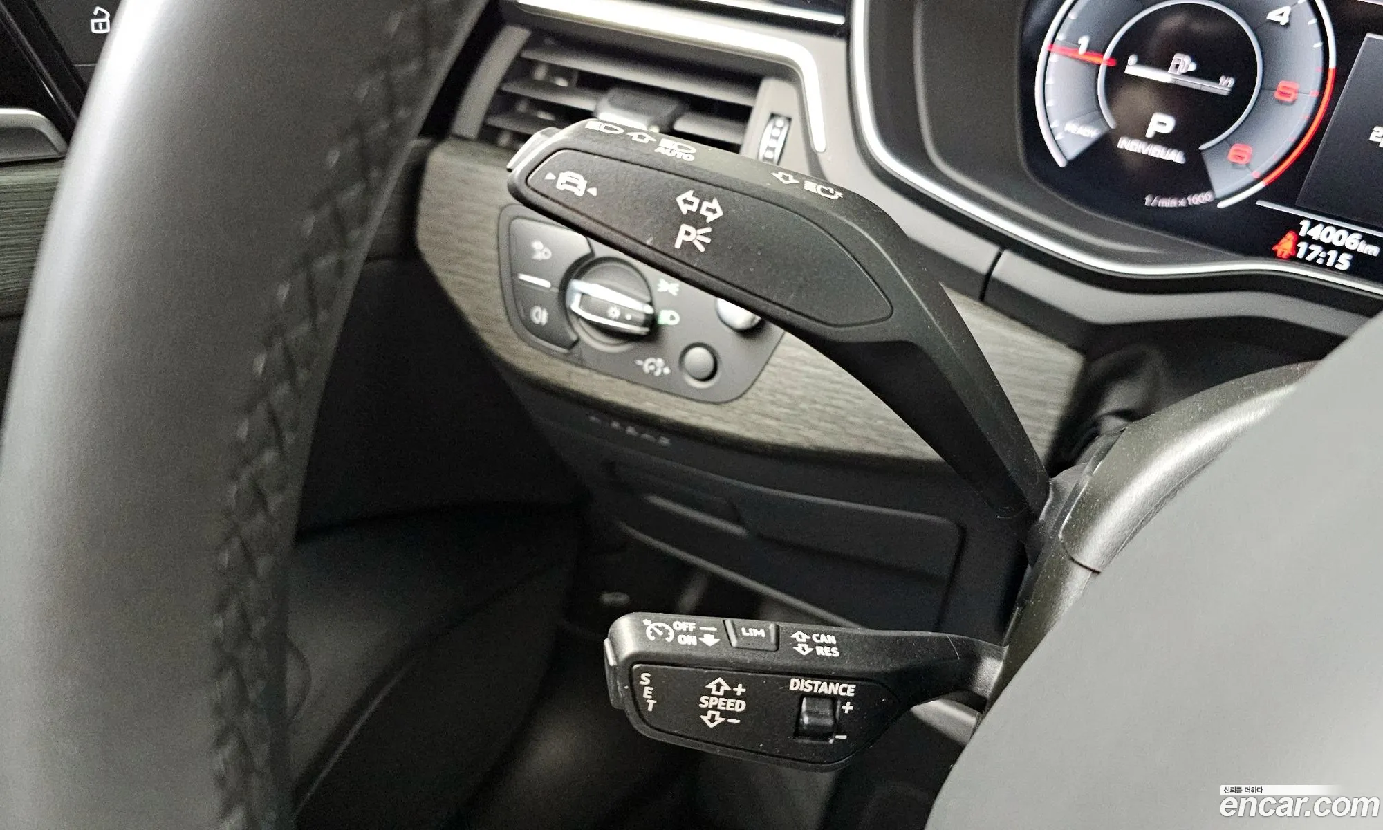 Audi A4 2023 WAUZZZF4XPA040857 — 34