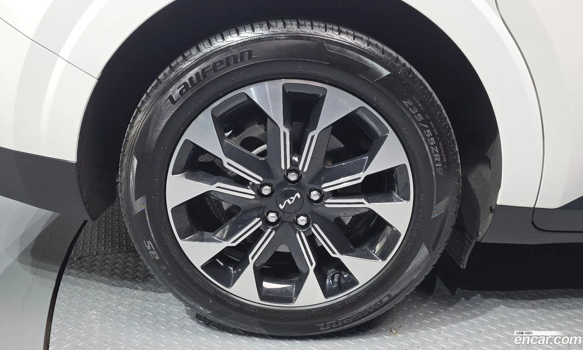 Kia Carnival 2023 — 3