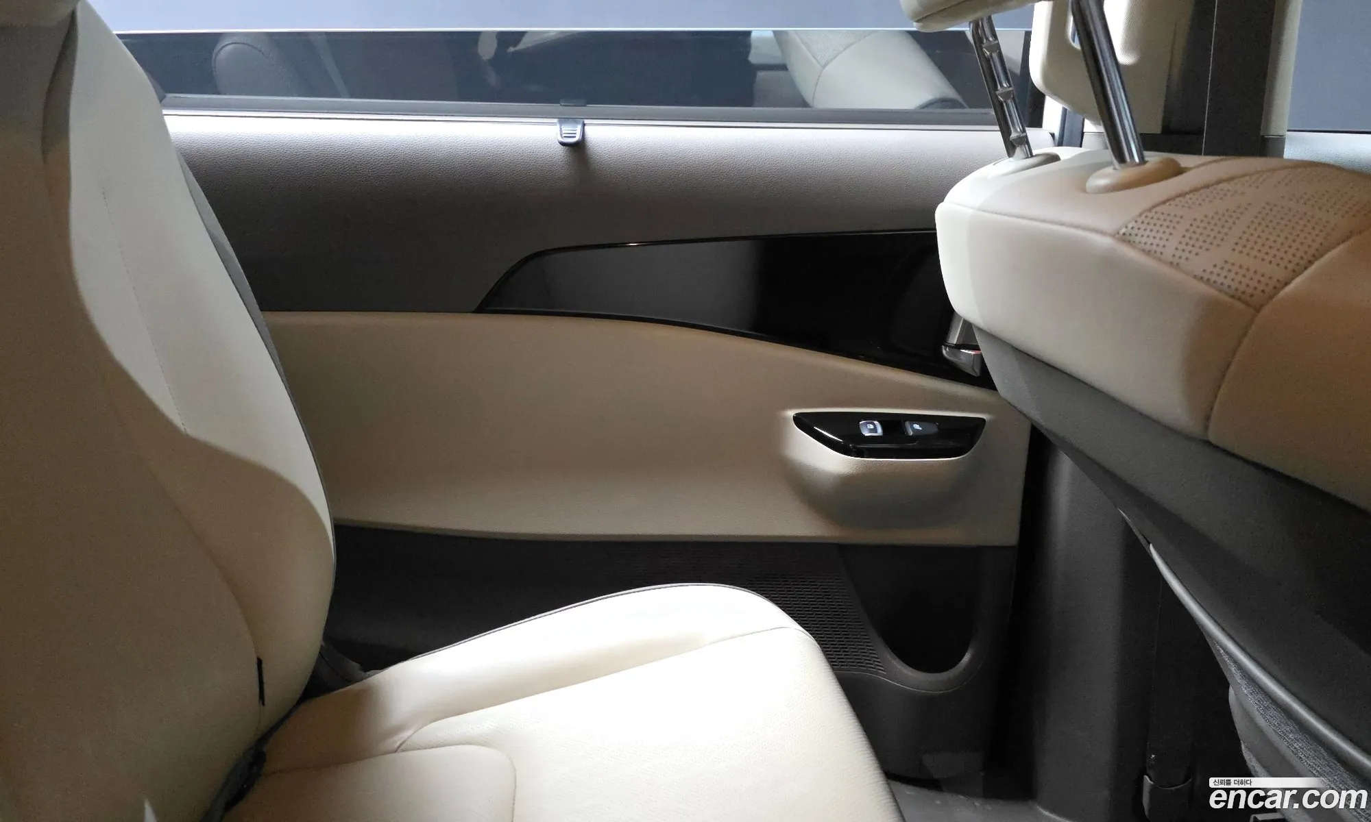 Kia Carnival 2023 — 29