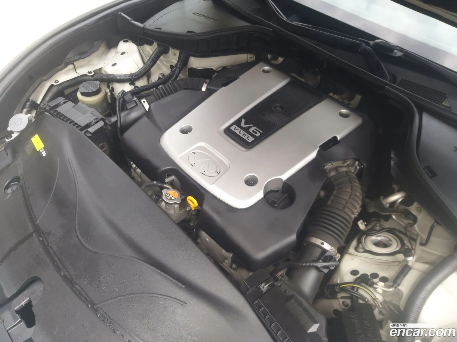 Infiniti Q70 2015 — 9