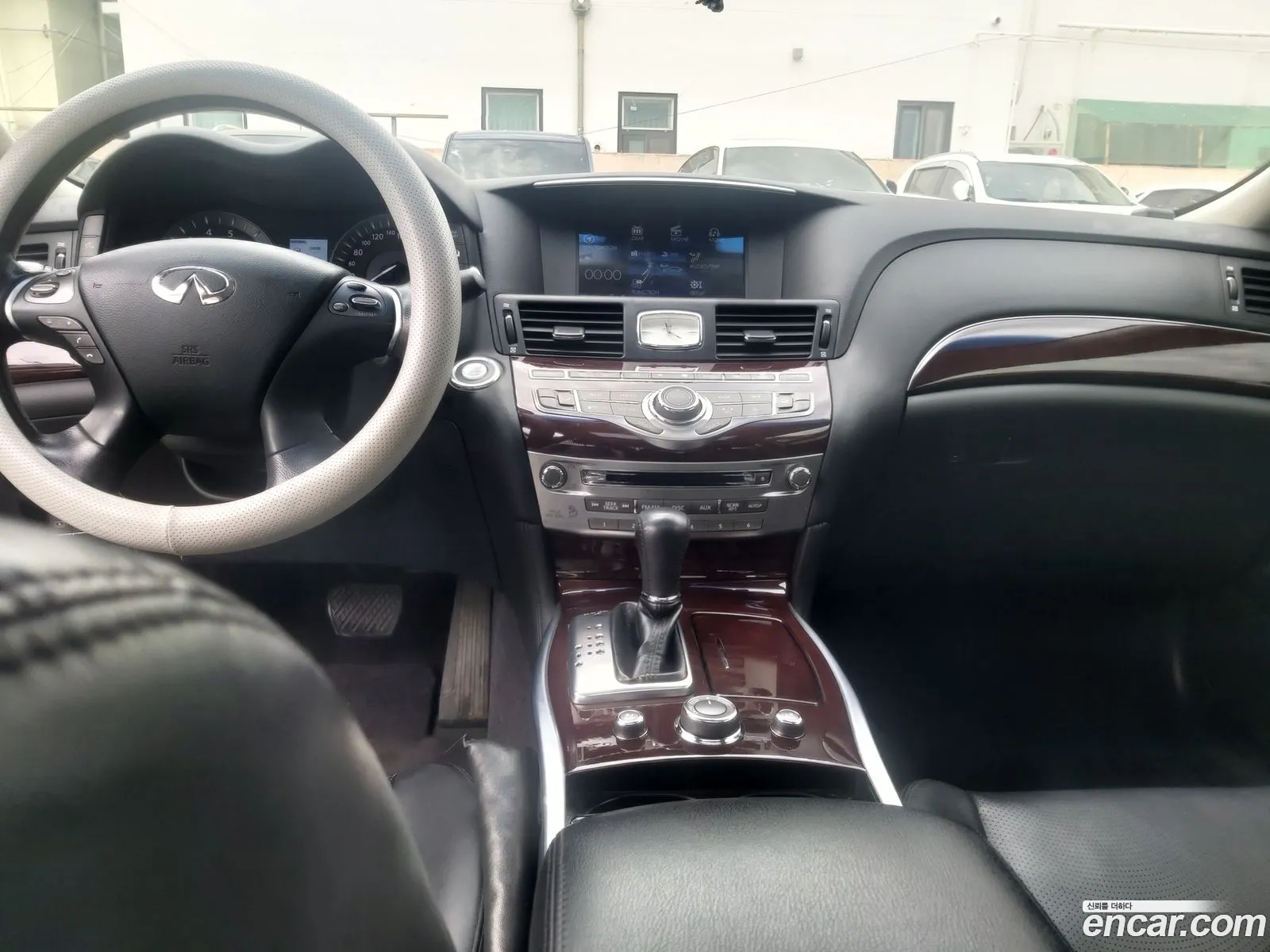 Infiniti Q70 2015 — 15
