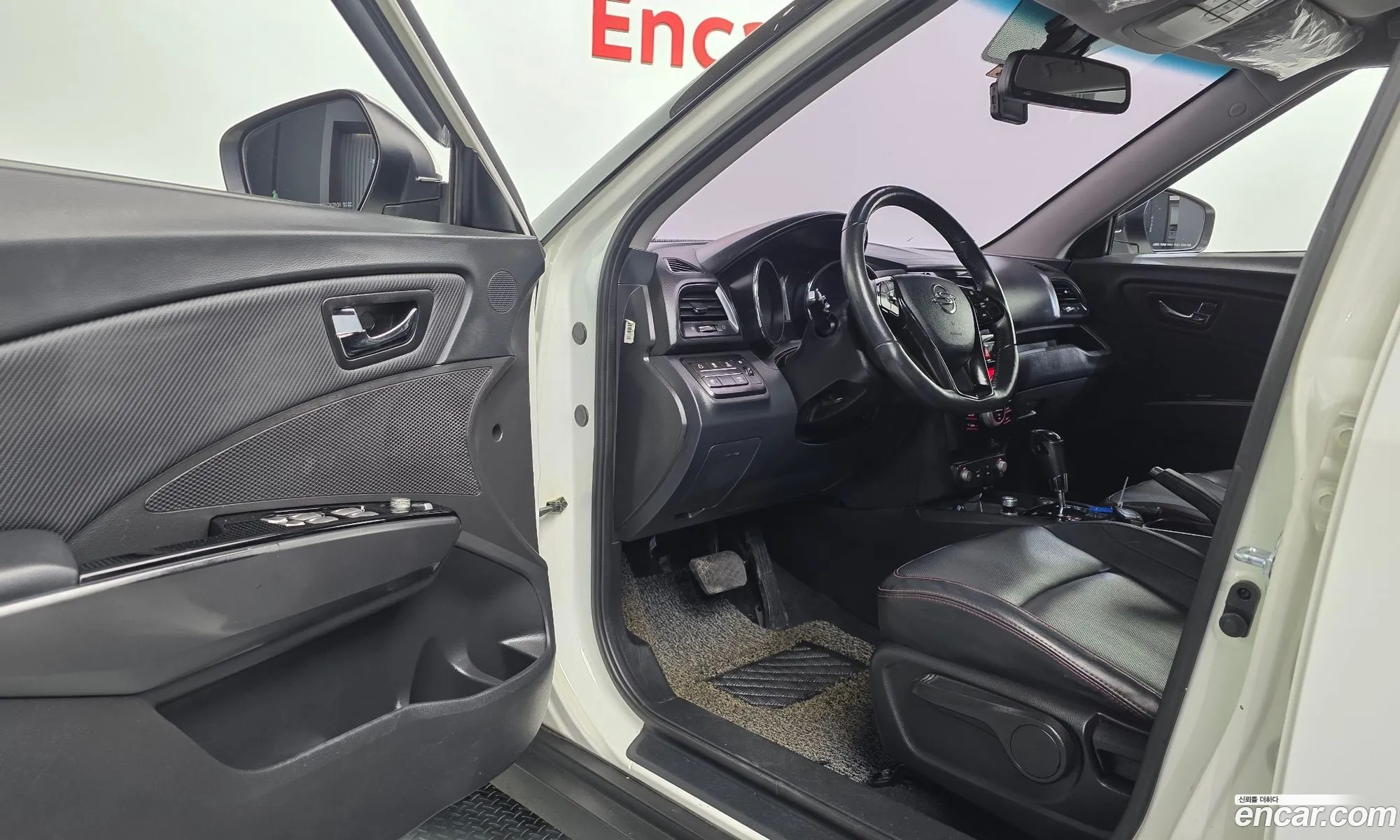 KG Mobility (SsangYong) Tivoli Air 2017 — 2