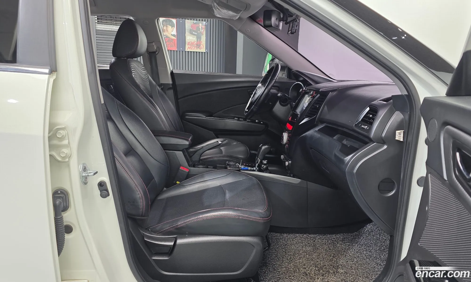 KG Mobility (SsangYong) Tivoli Air 2017 — 8