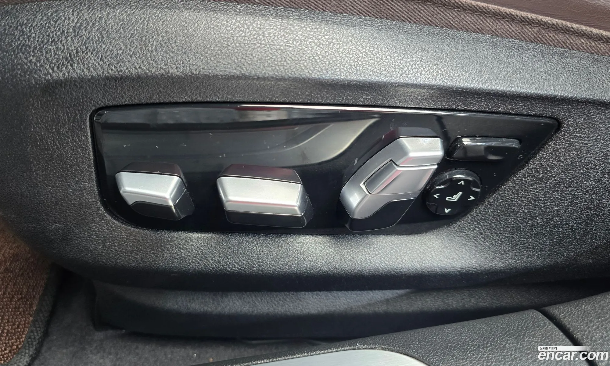 BMW 7 Series 2020 WBA7R2102LCD88480 — 33