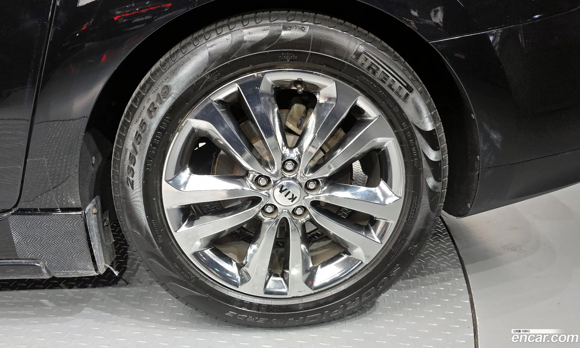 Kia Carnival 2015 — 8