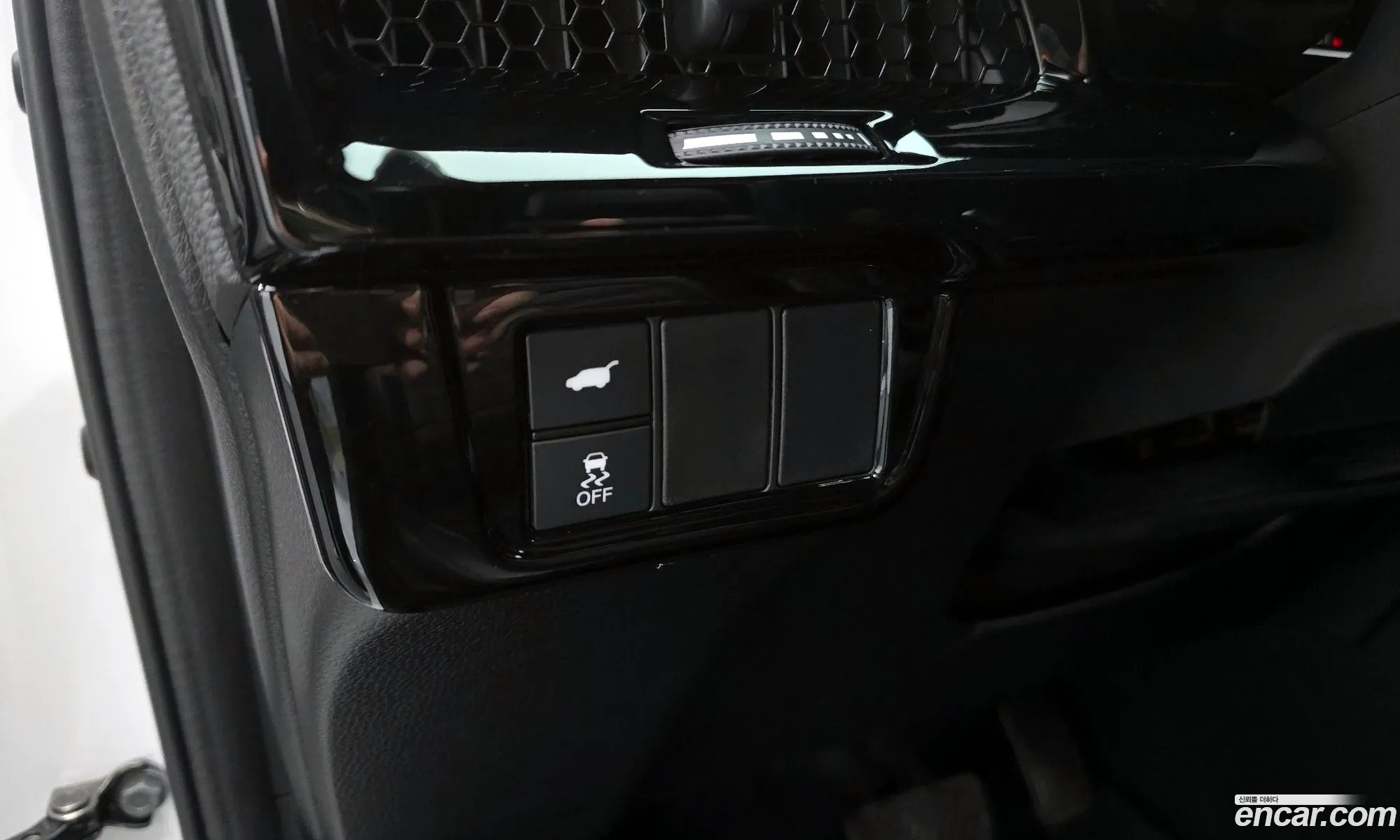 Honda CR-V 6th Gen 2023 — 11