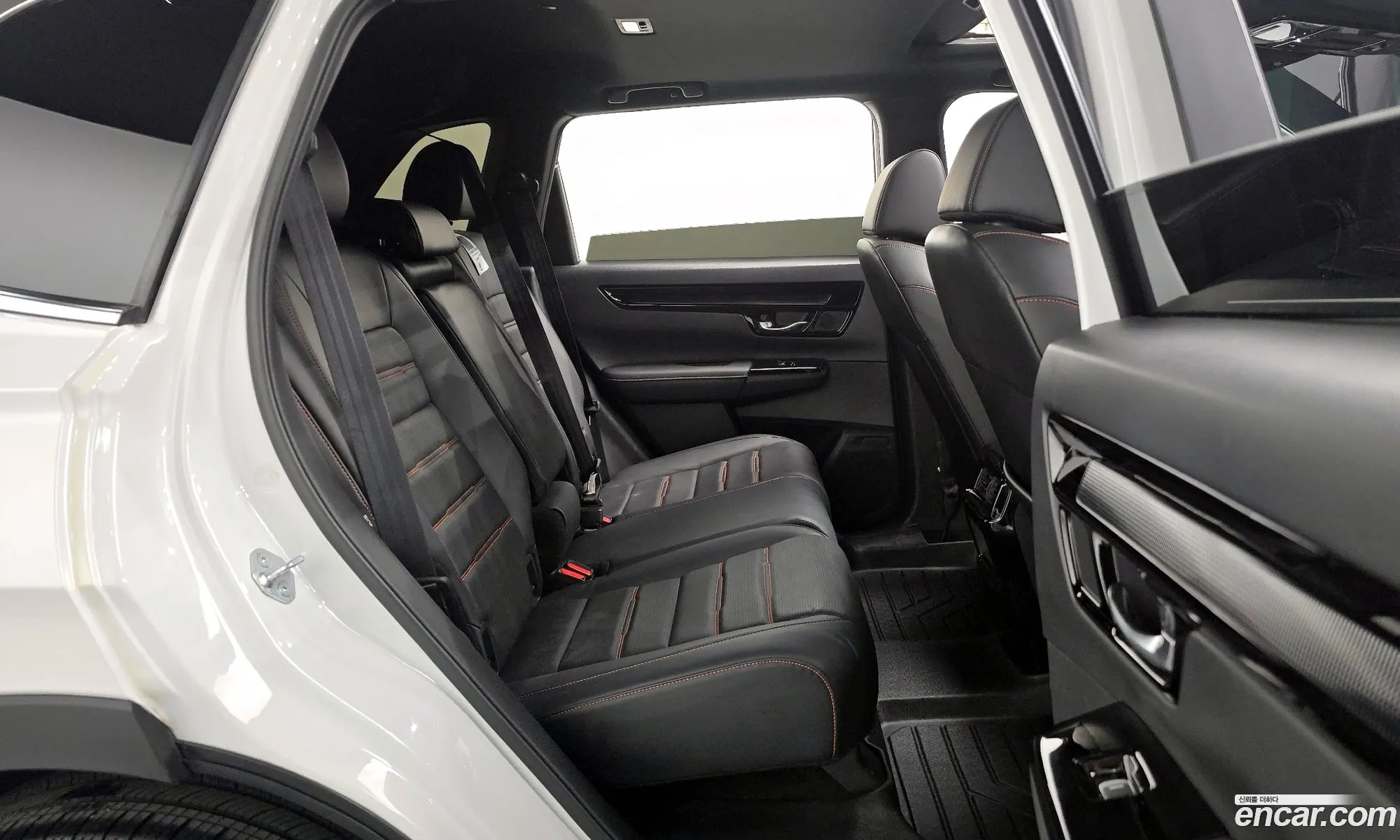 Honda CR-V 6th Gen 2023 — 2