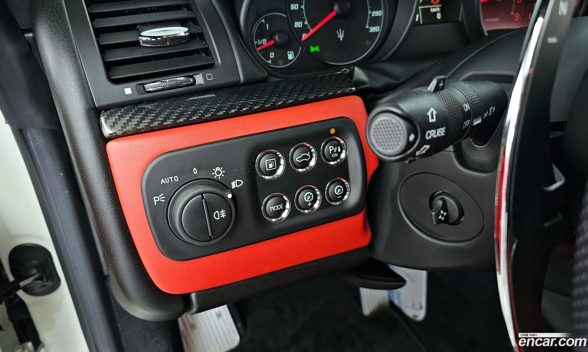 Maserati GranTurismo 2019 ZAMVL45F4K0310264 — 32