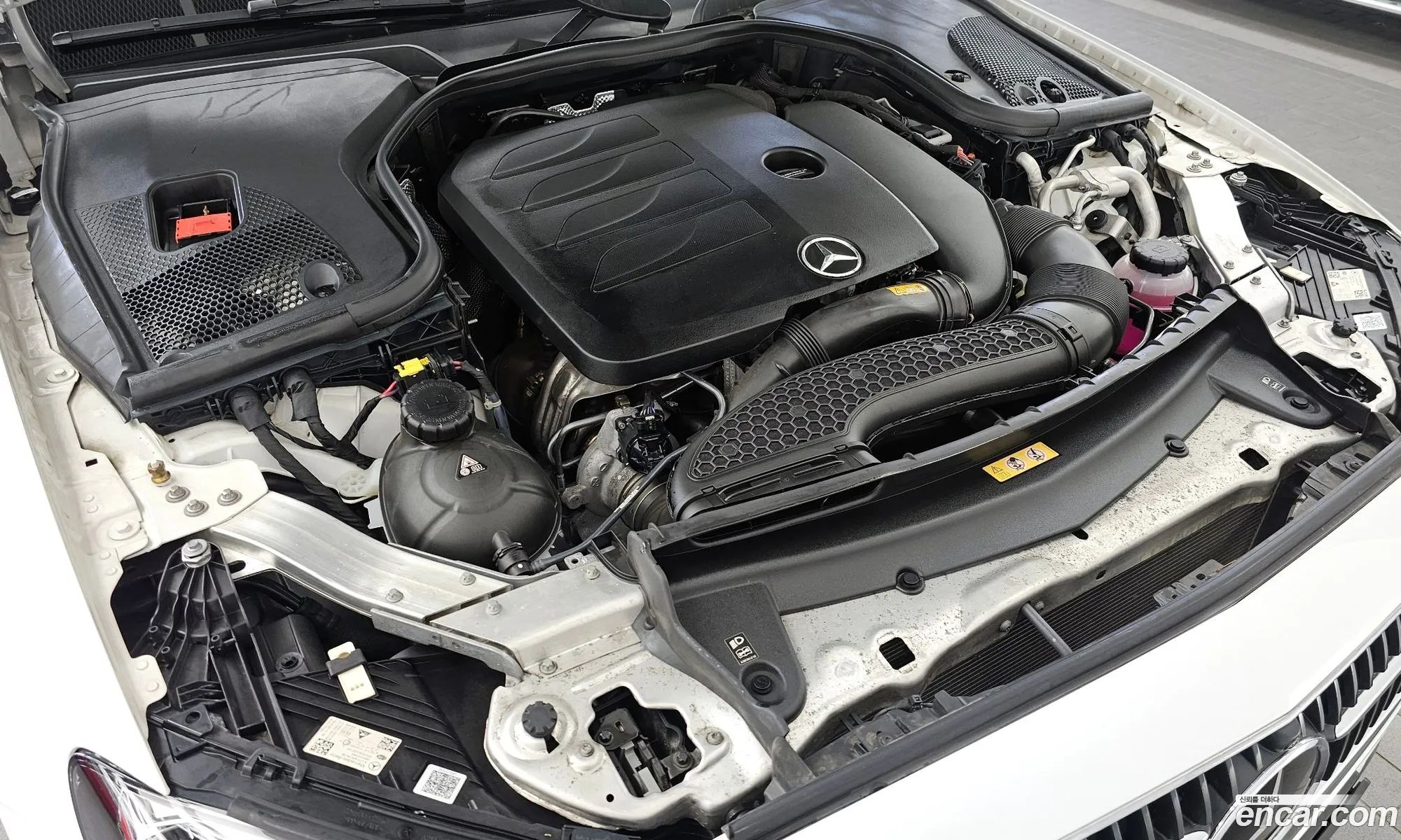 Mercedes-Benz E-Class W213 2022 — 30