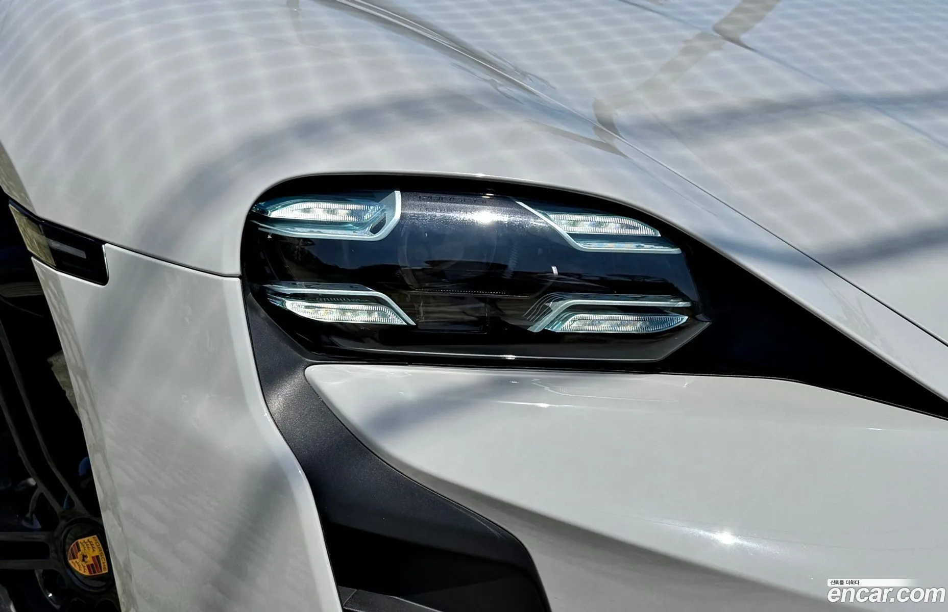 Porsche Taycan 2023 — 10