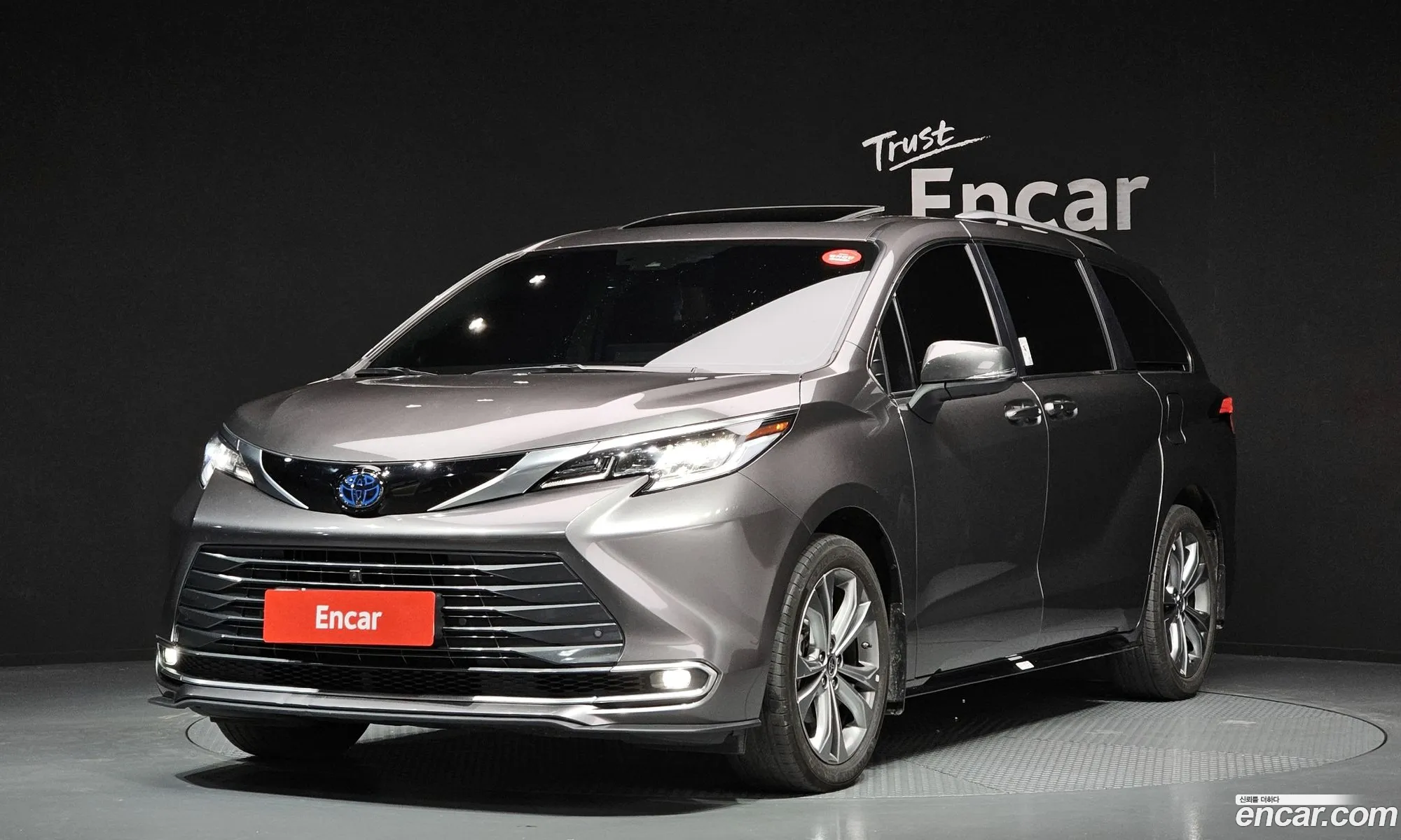 Toyota Sienna 2024 — 10