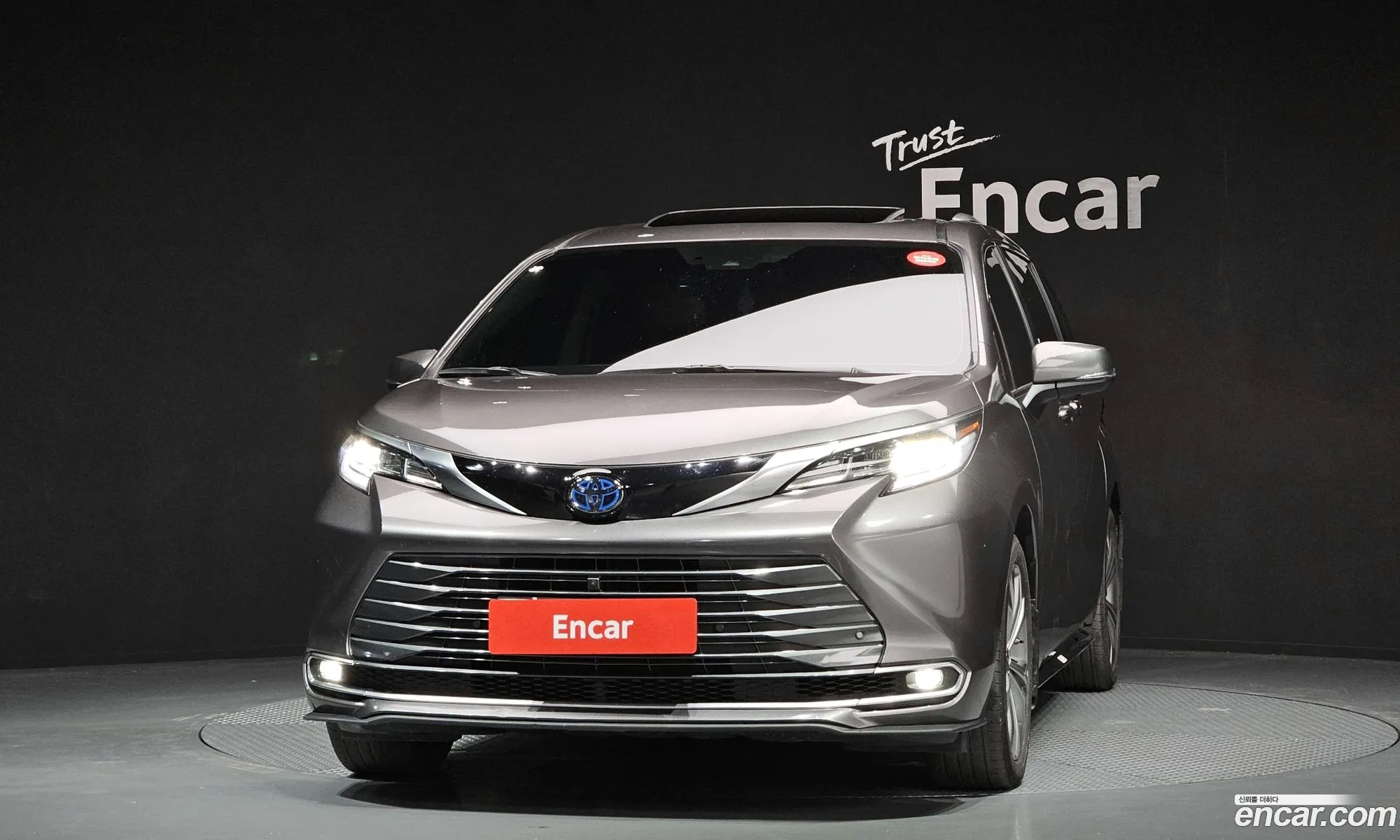 Toyota Sienna 2024 — 8