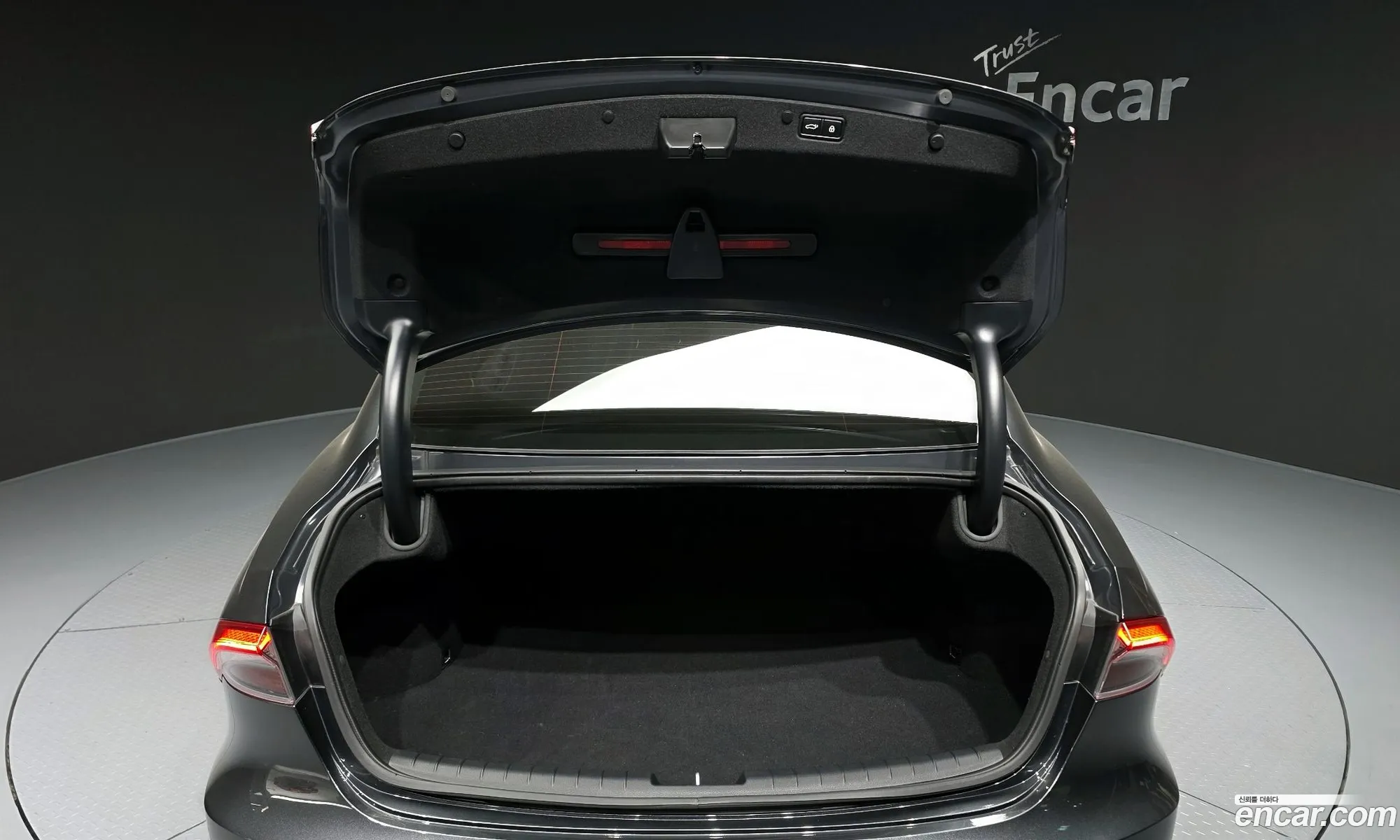 Hyundai Grandeur IG 2022 — 22