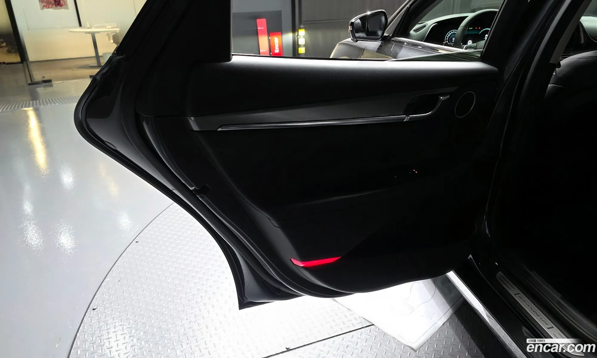 Hyundai Grandeur IG 2022 — 14