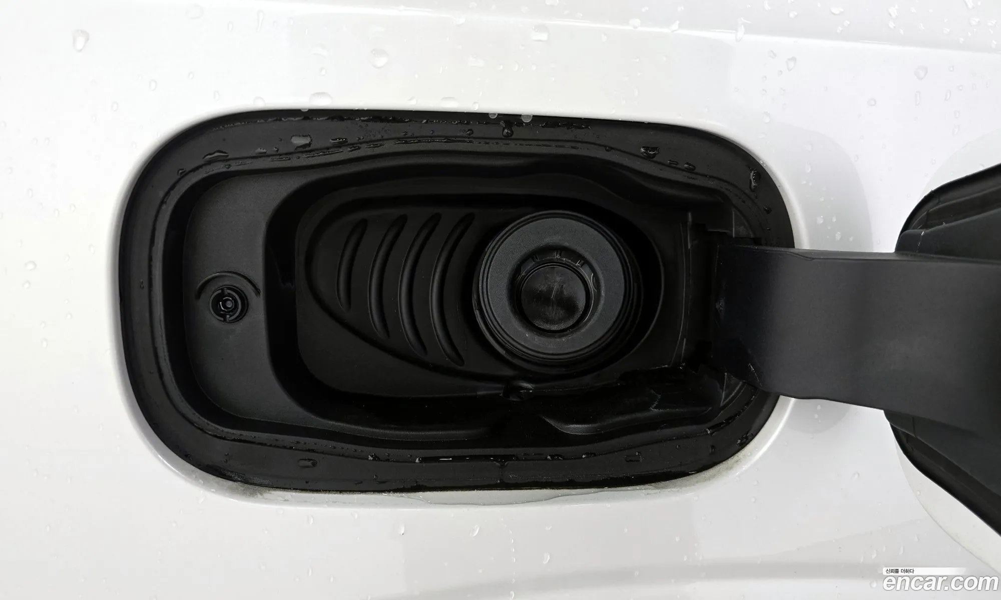 Volvo XC60 2023 LYVUZ0628RB734546 — 5