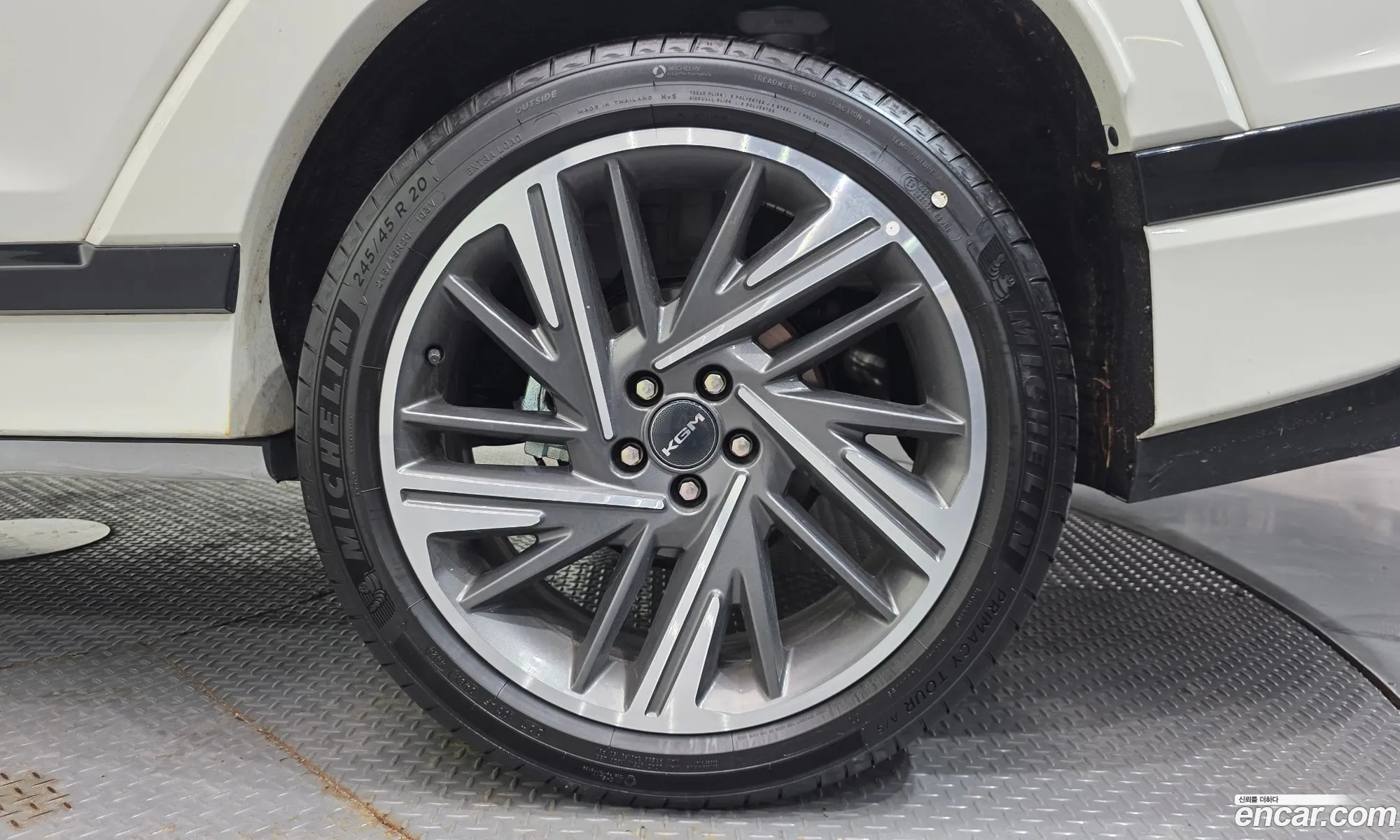 KG Mobility (SsangYong) Actyon