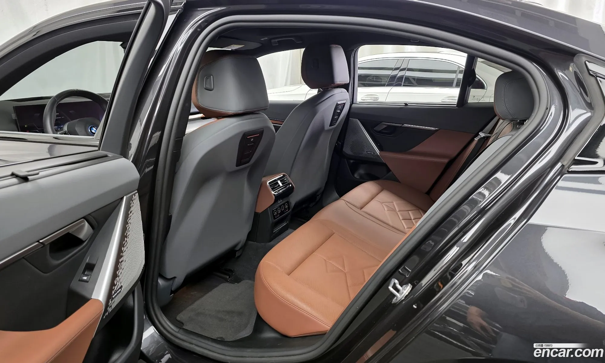 BMW i5 2024 WBY31FK05RCR42369 — 14