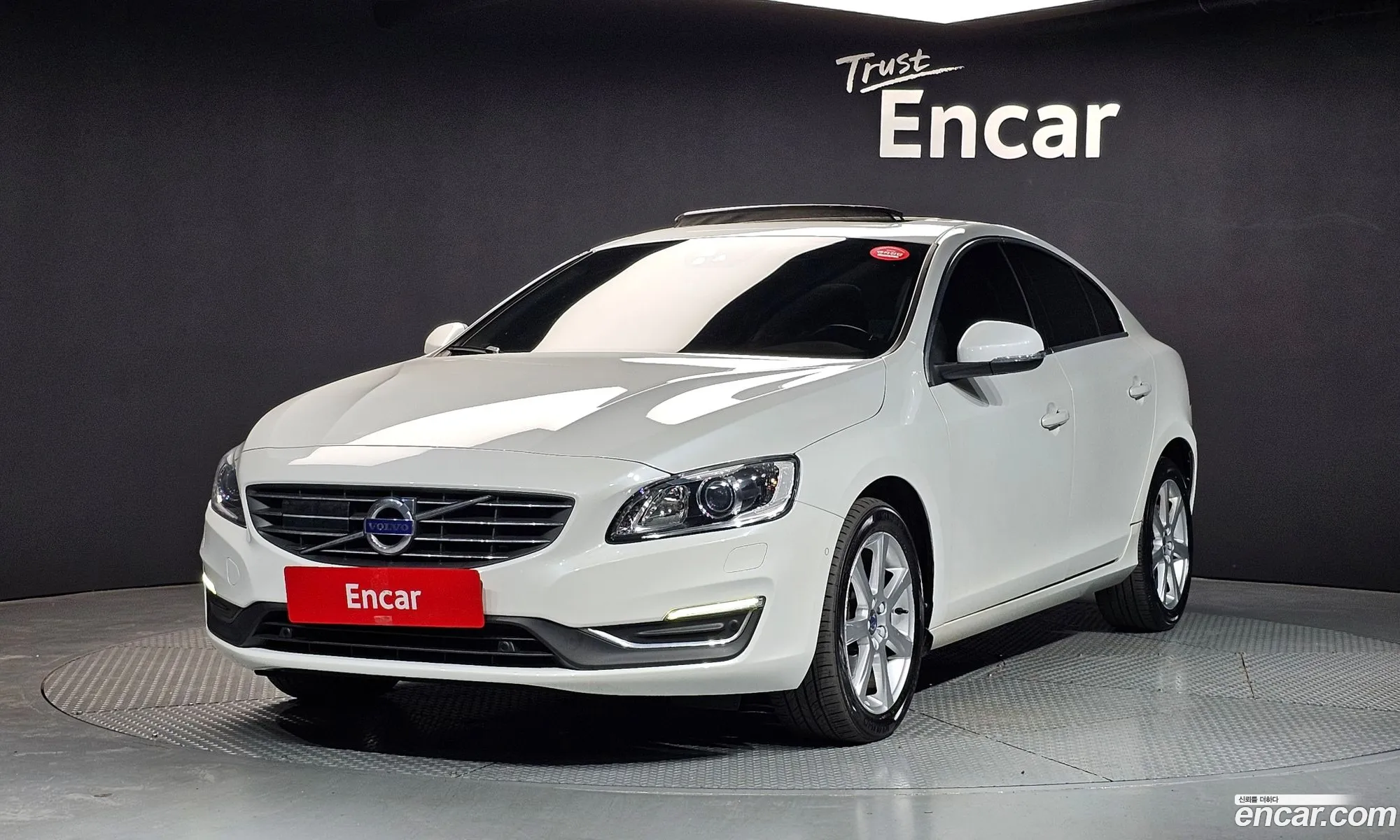 Volvo S60 2018 — 12