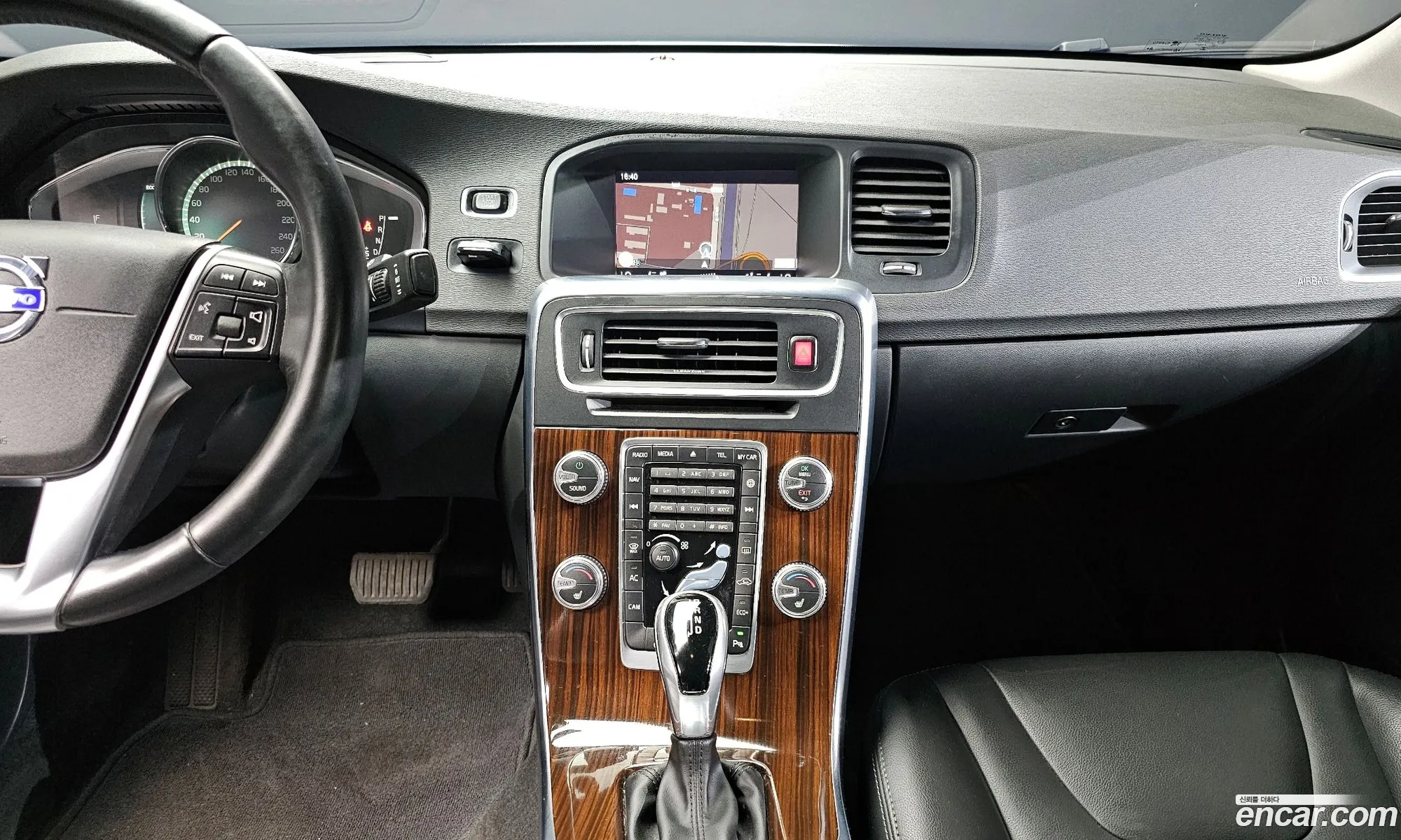 Volvo S60 2018 — 8