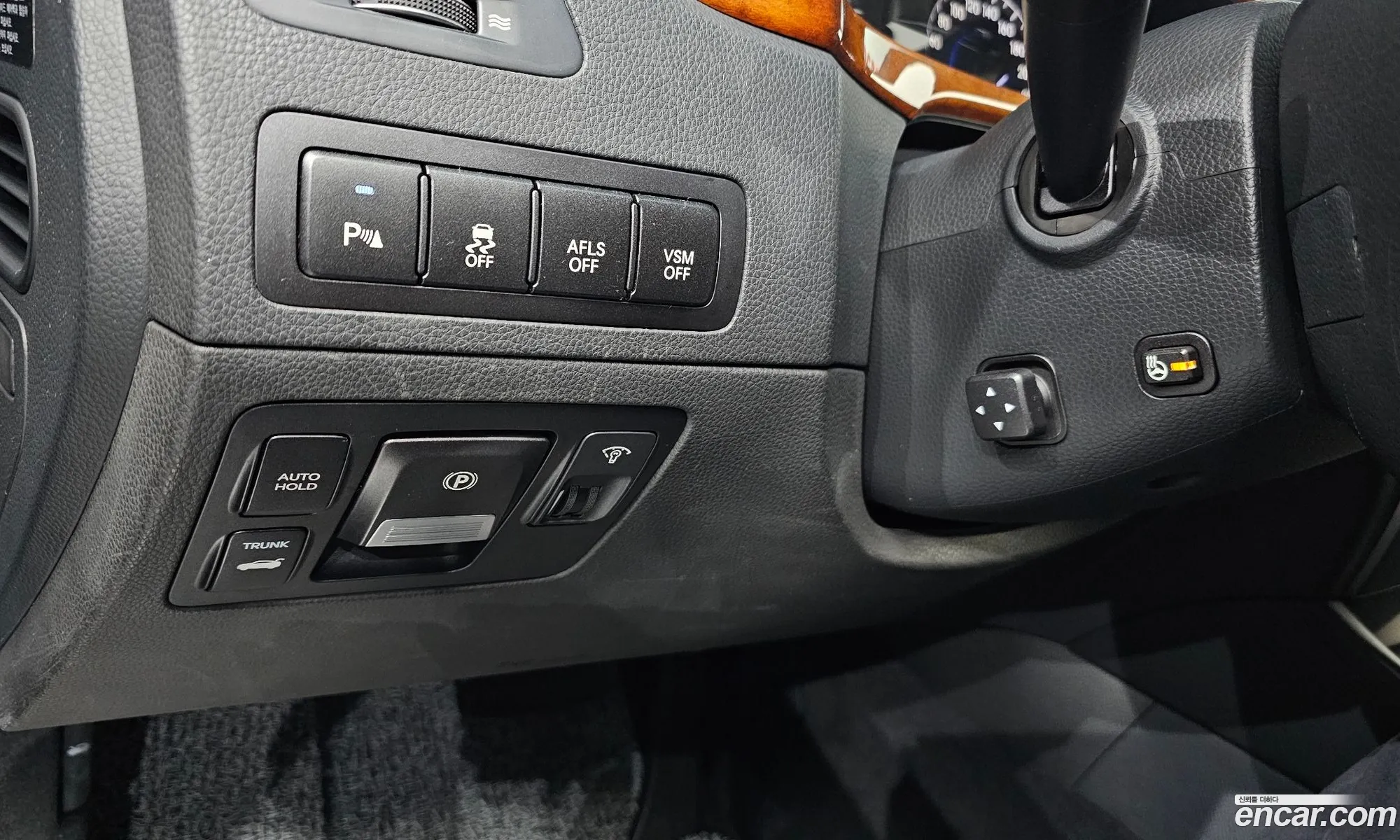Hyundai Equus 2010 — 8