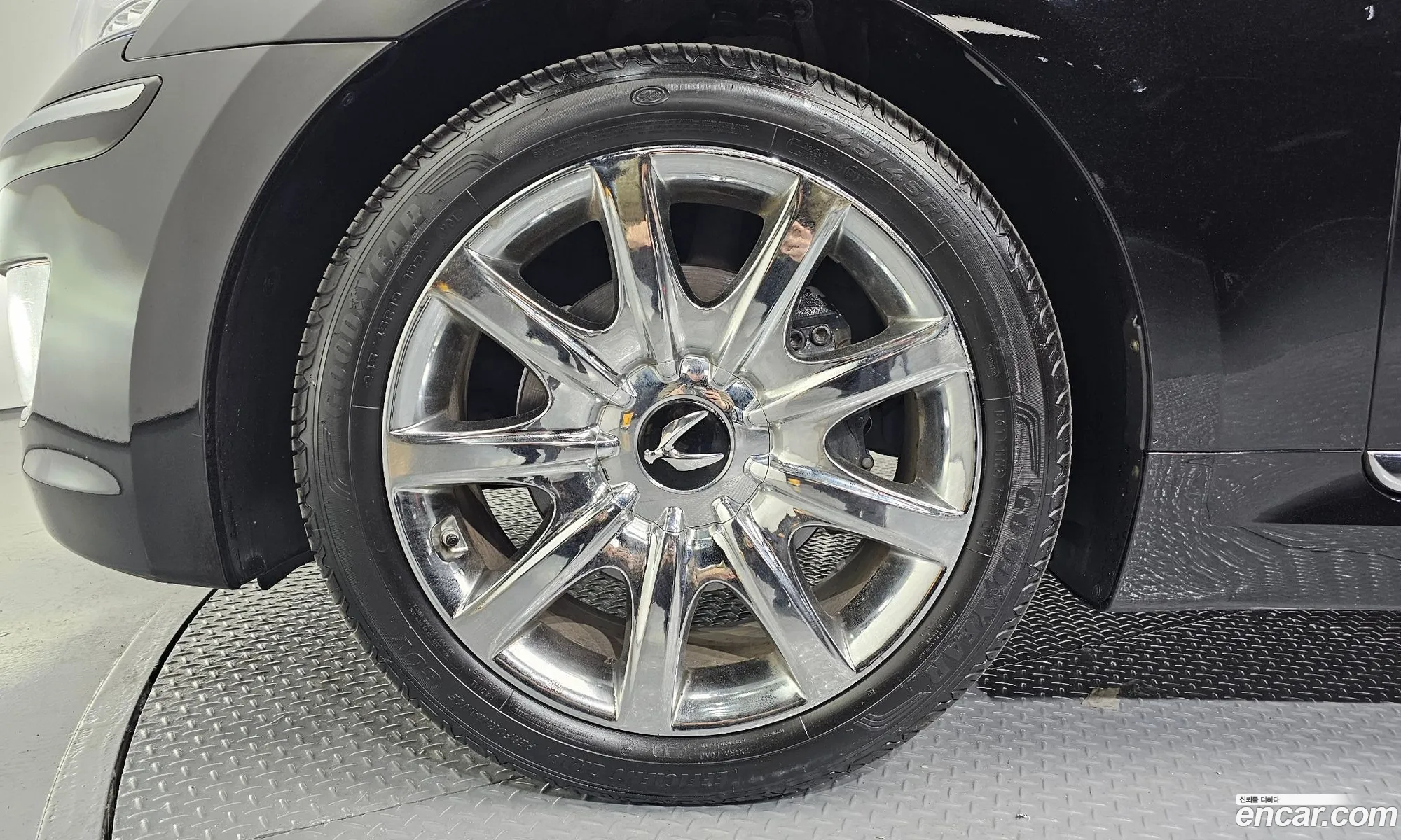 Hyundai Equus 2010 — 20