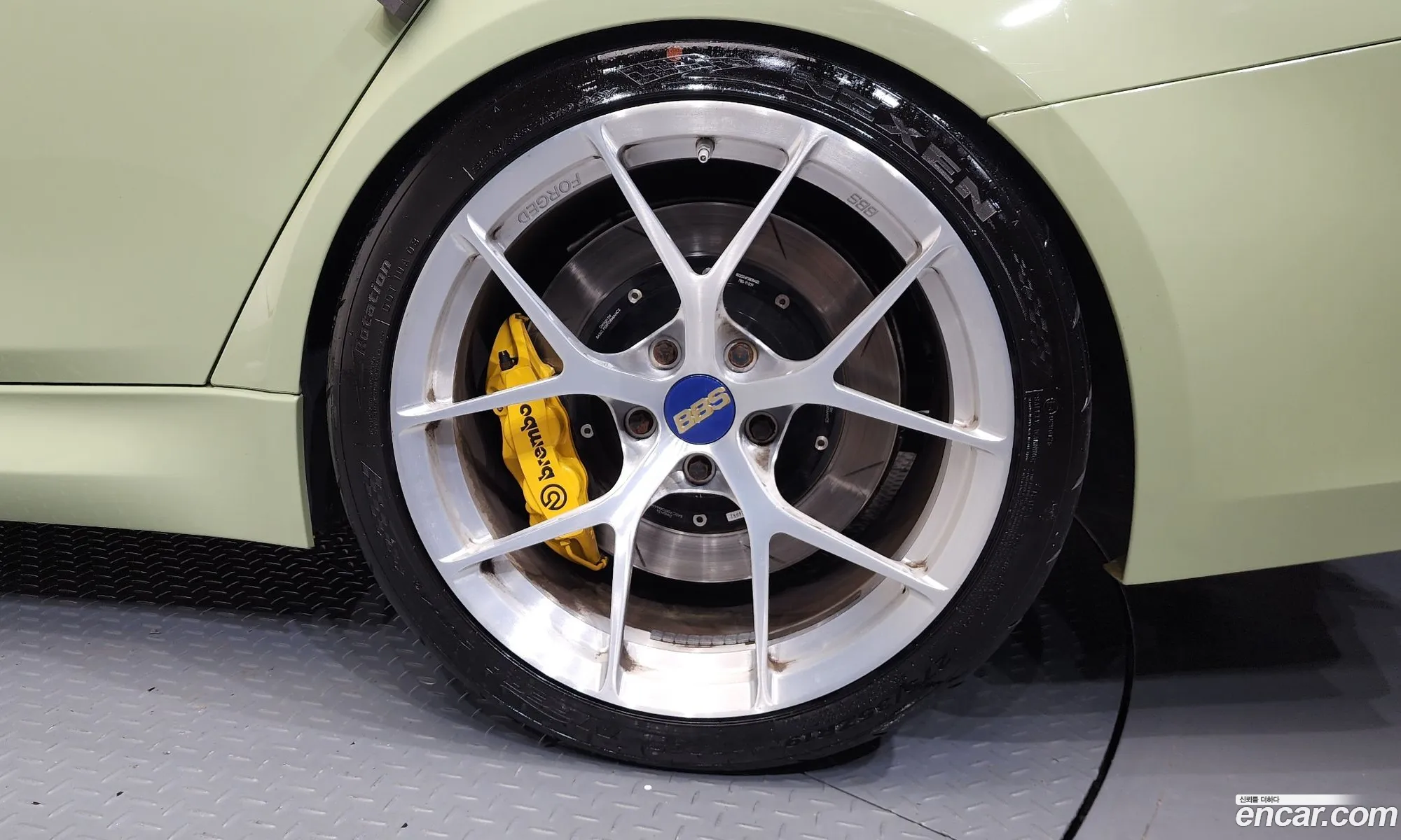 BMW M3 2017 WBS8M9104J5J77125 — 4