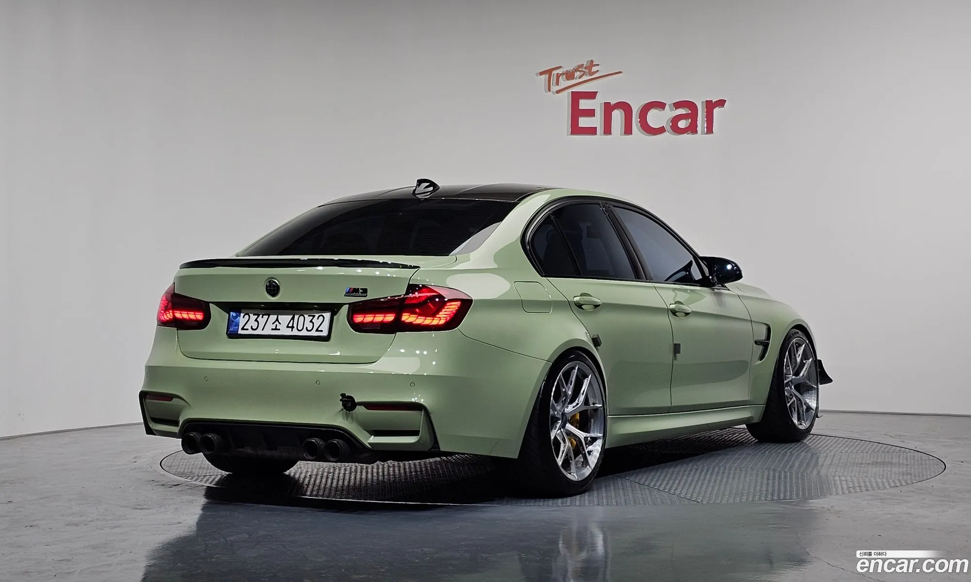 BMW M3 2017 WBS8M9104J5J77125 — 29