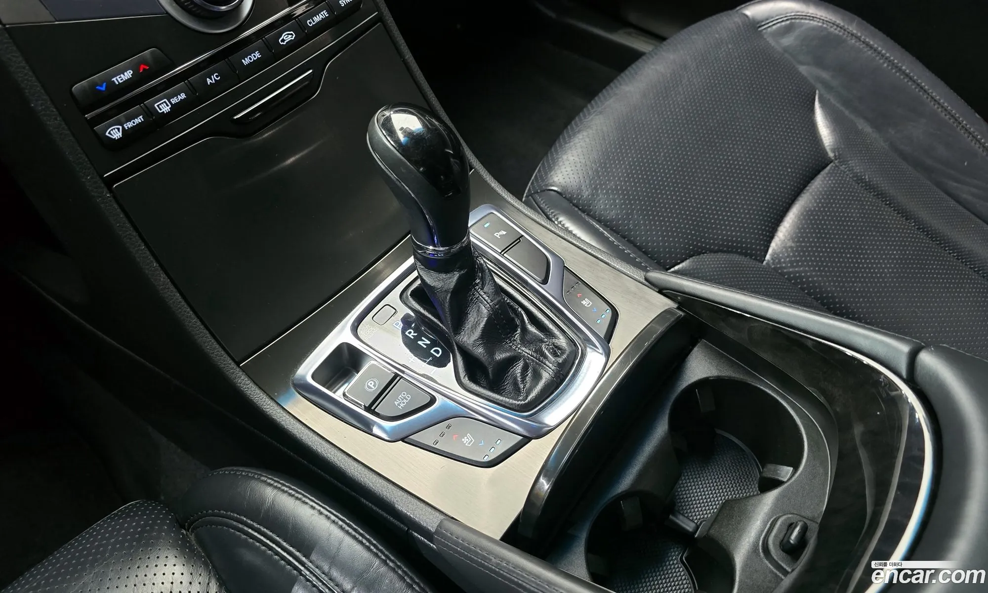 Hyundai Grandeur HG 2016 — 11