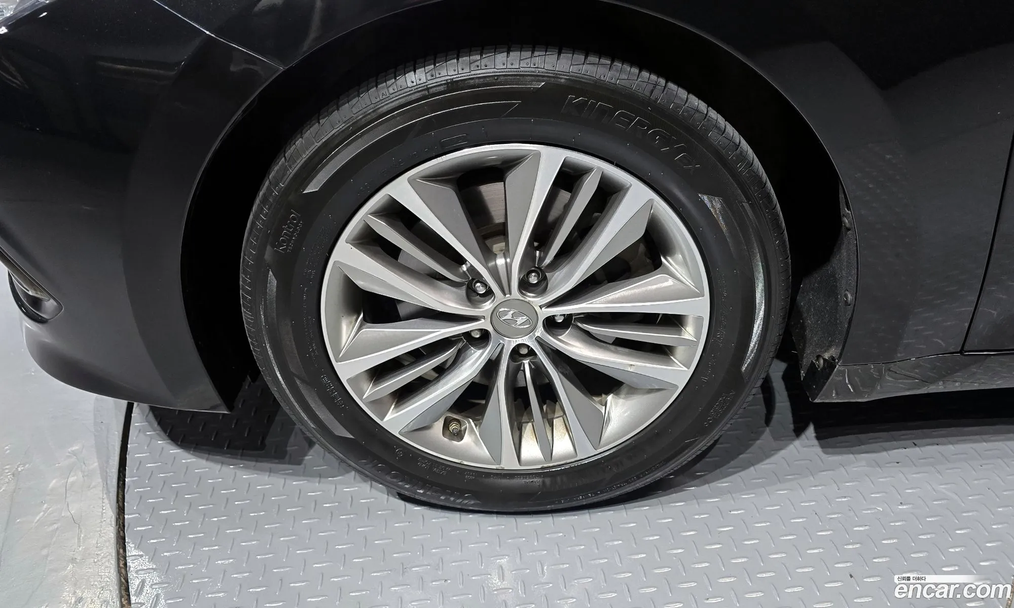 Hyundai Grandeur HG 2016 — 4