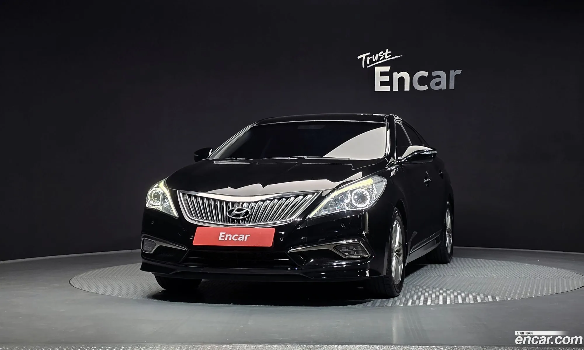 Hyundai Grandeur HG 2016 — 19