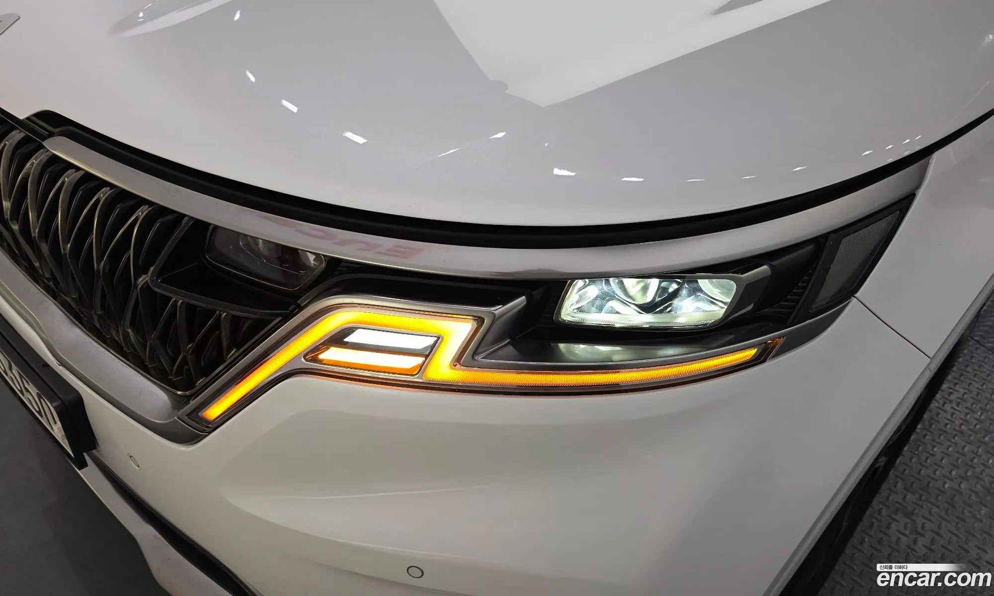 Kia Carnival 2022 — 32