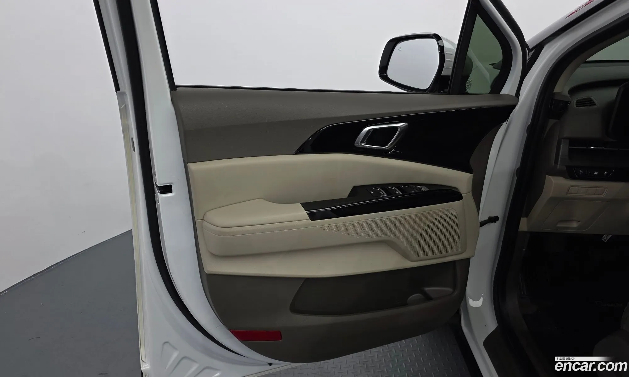 Kia Carnival 2022 — 11