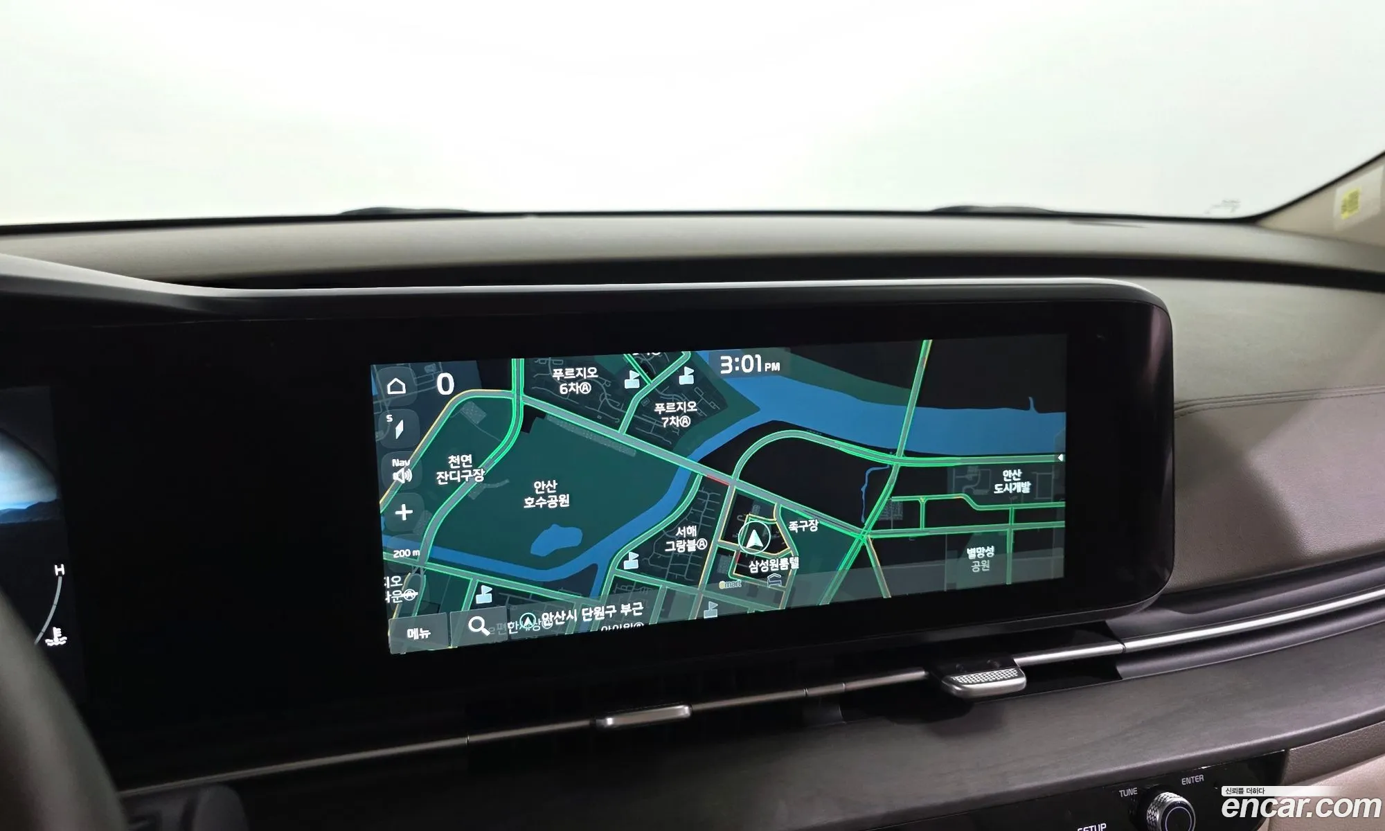 Kia Carnival 2022 — 17