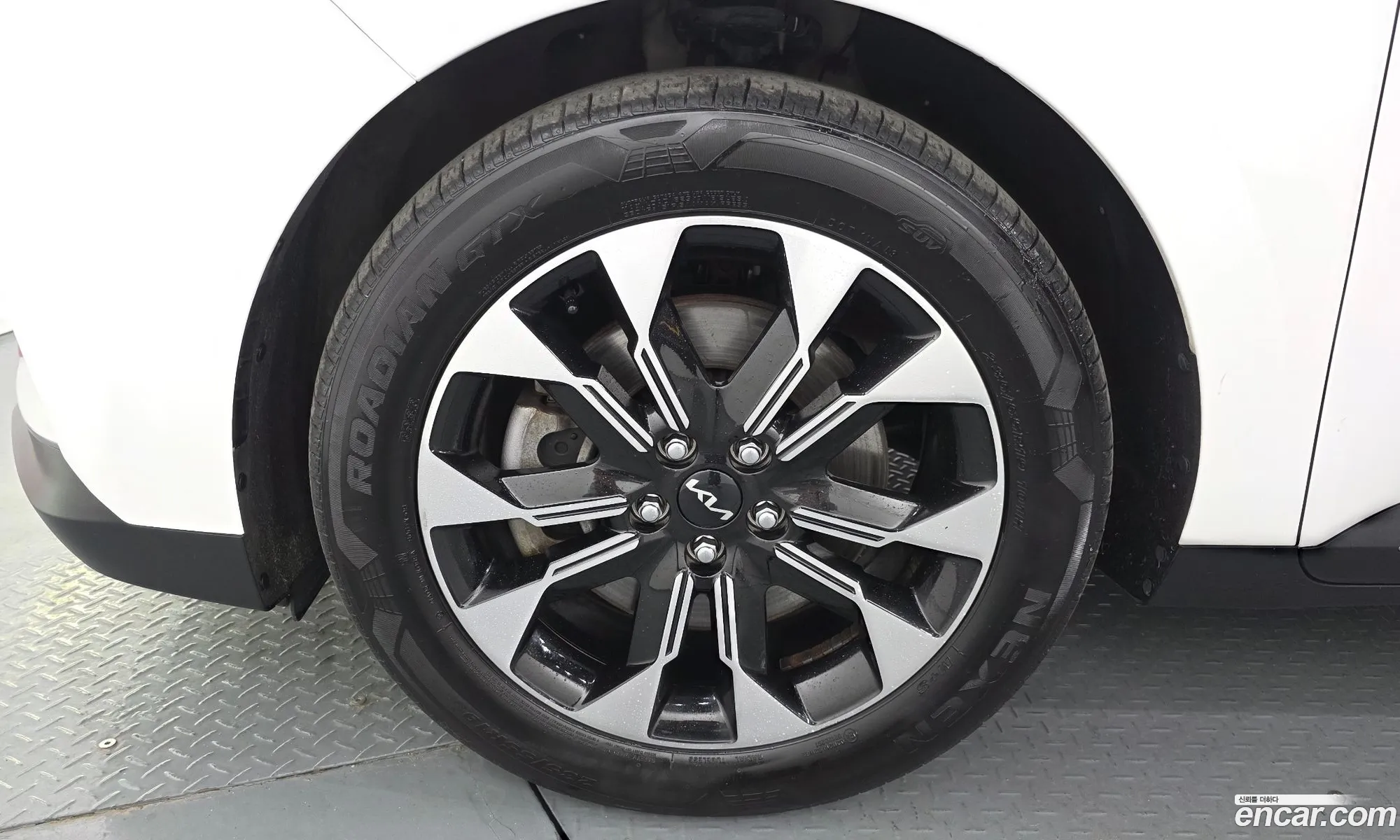 Kia Carnival 2022 — 10