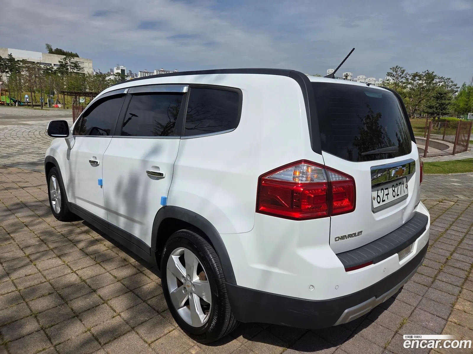 Chevrolet (GM Daewoo) Orlando 2015 — 14