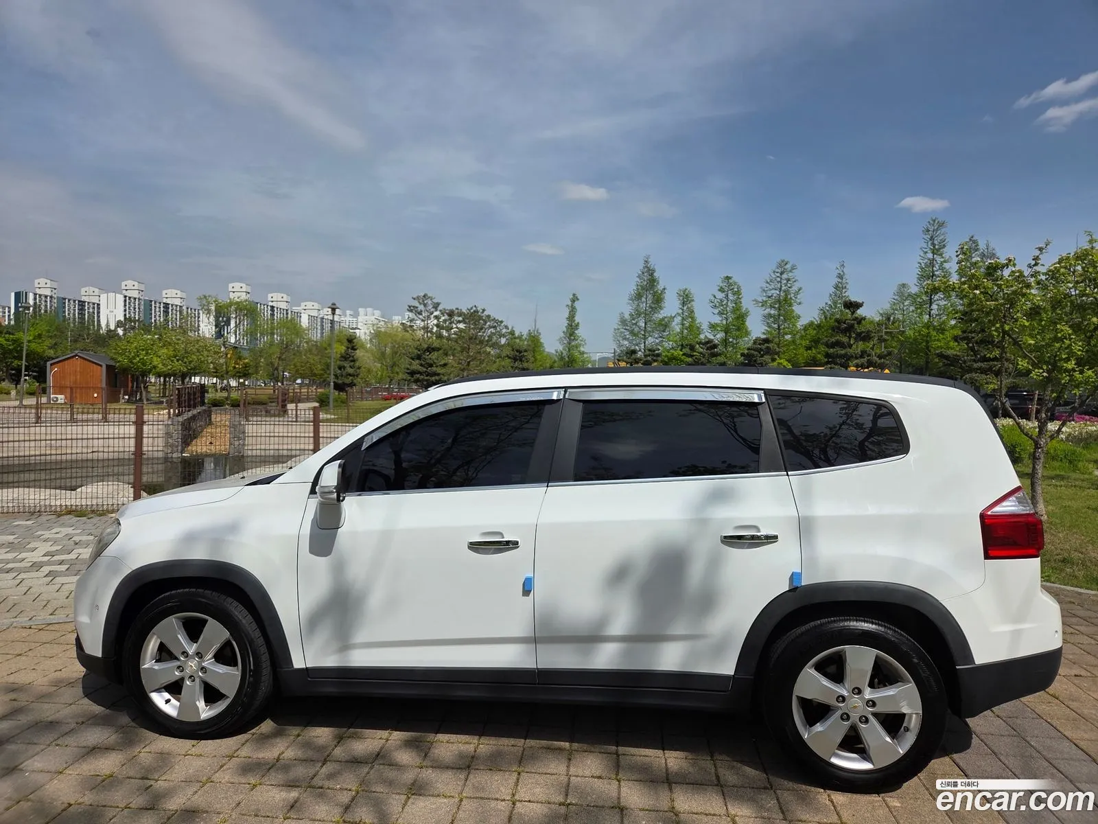 Chevrolet (GM Daewoo) Orlando 2015 — 20
