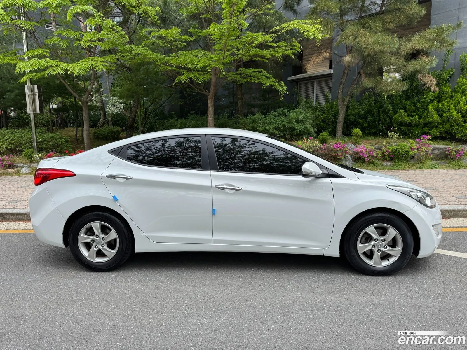 Hyundai Elantra MD 2011 — 17