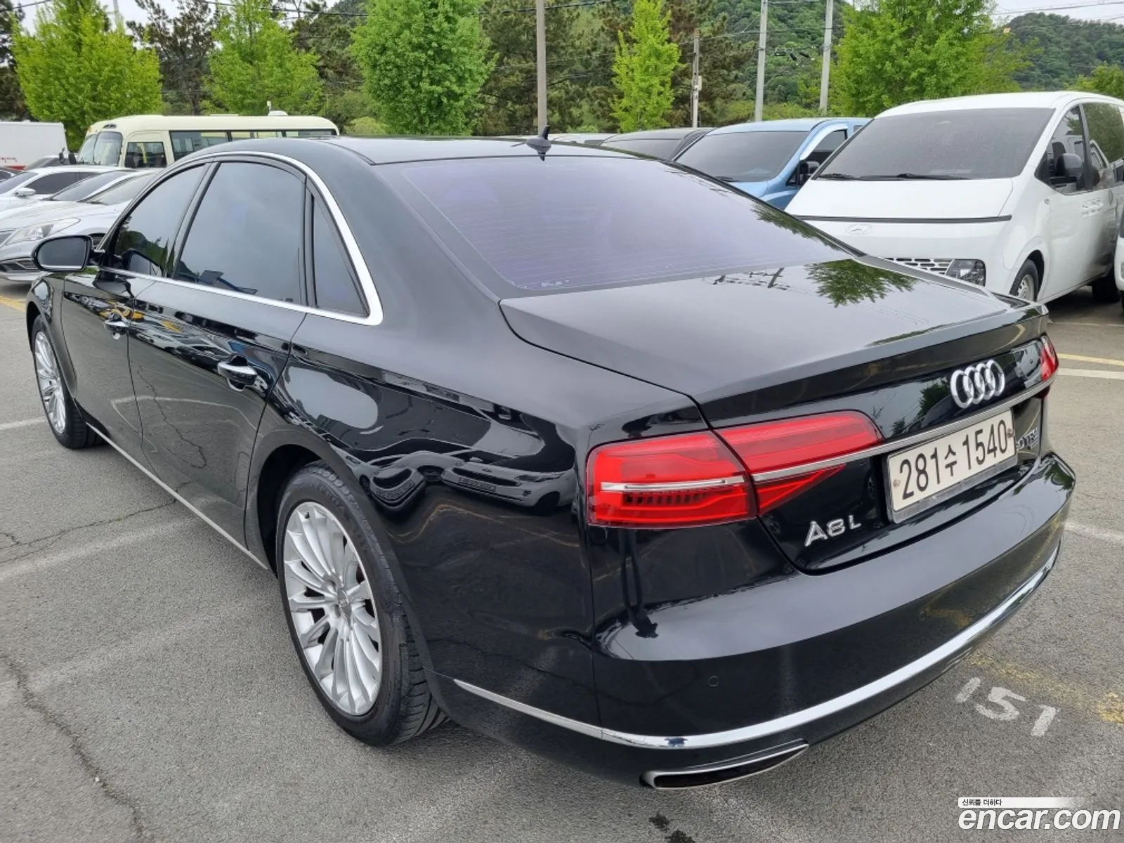 Audi A8 2015 — 17