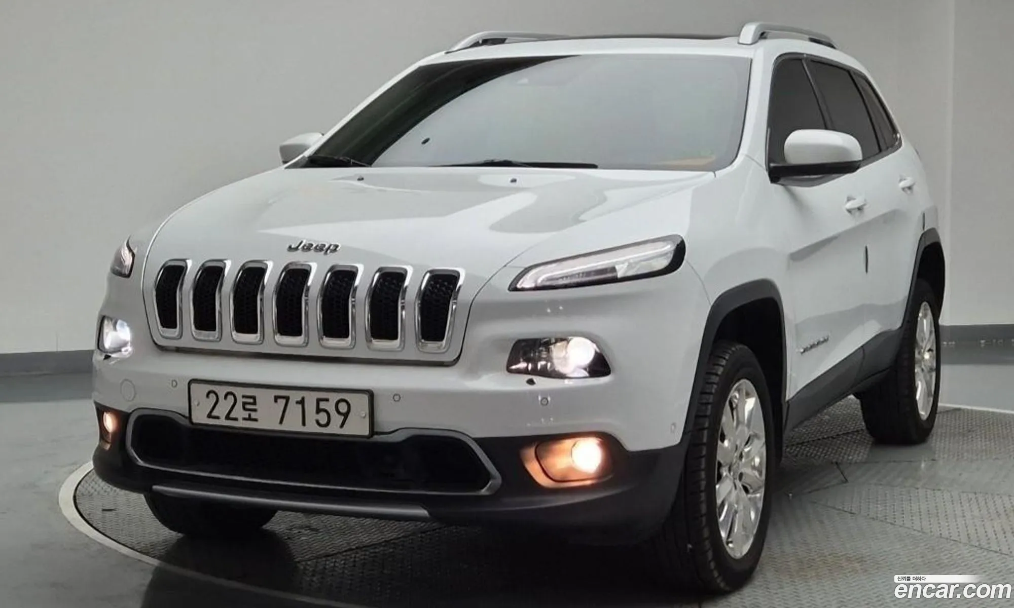 Jeep Cherokee 2016 — 14