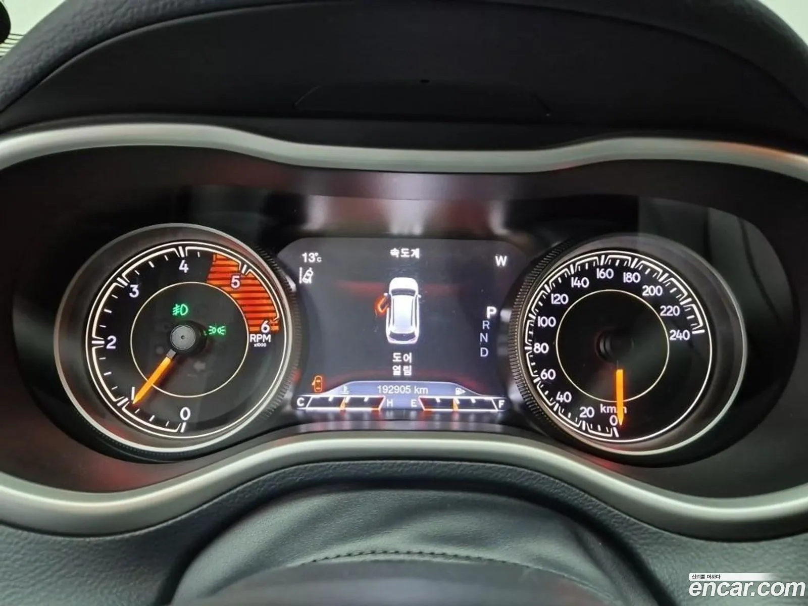 Jeep Cherokee 2016 — 11