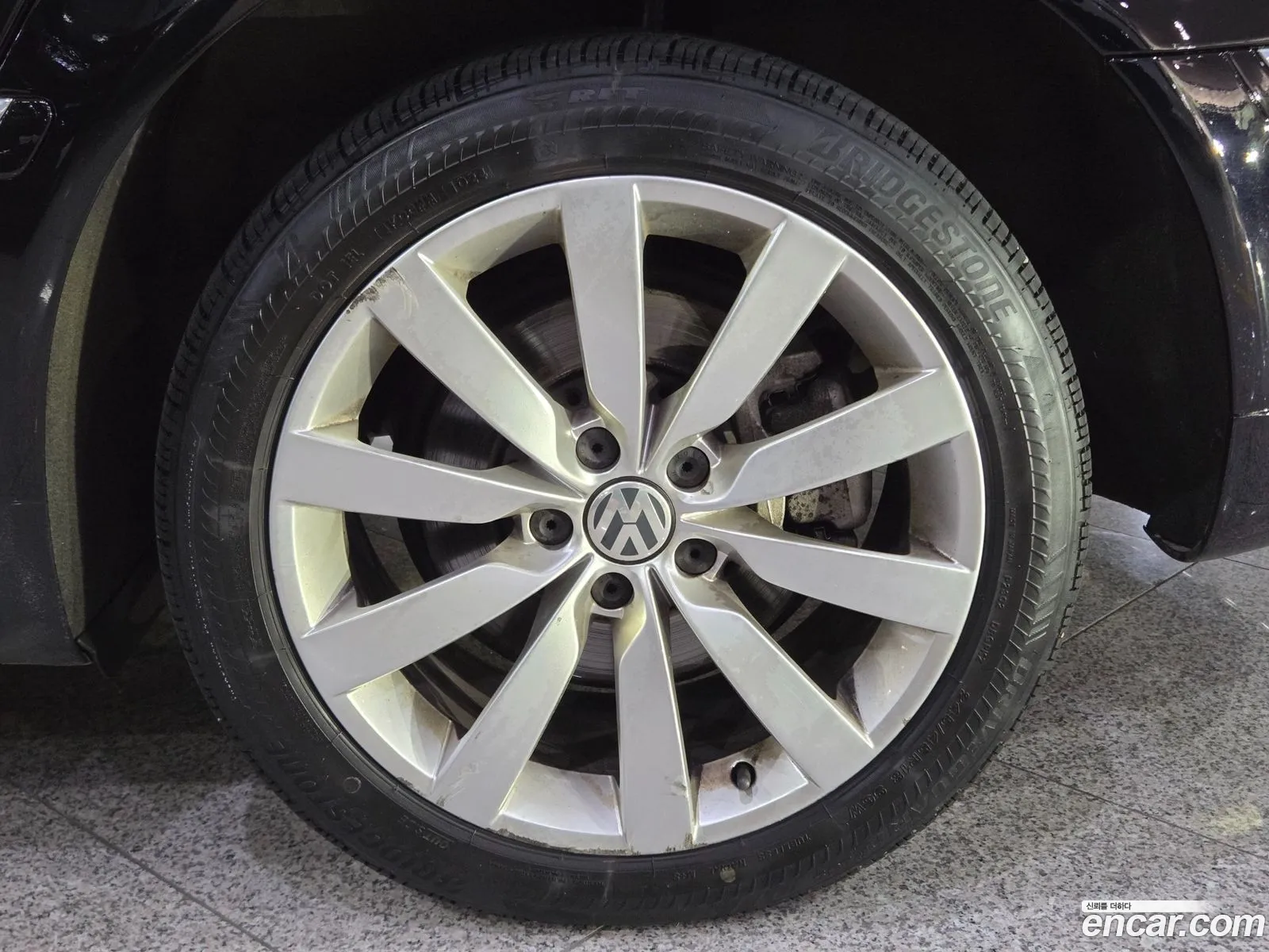 Volkswagen Phaeton 2011 — 10